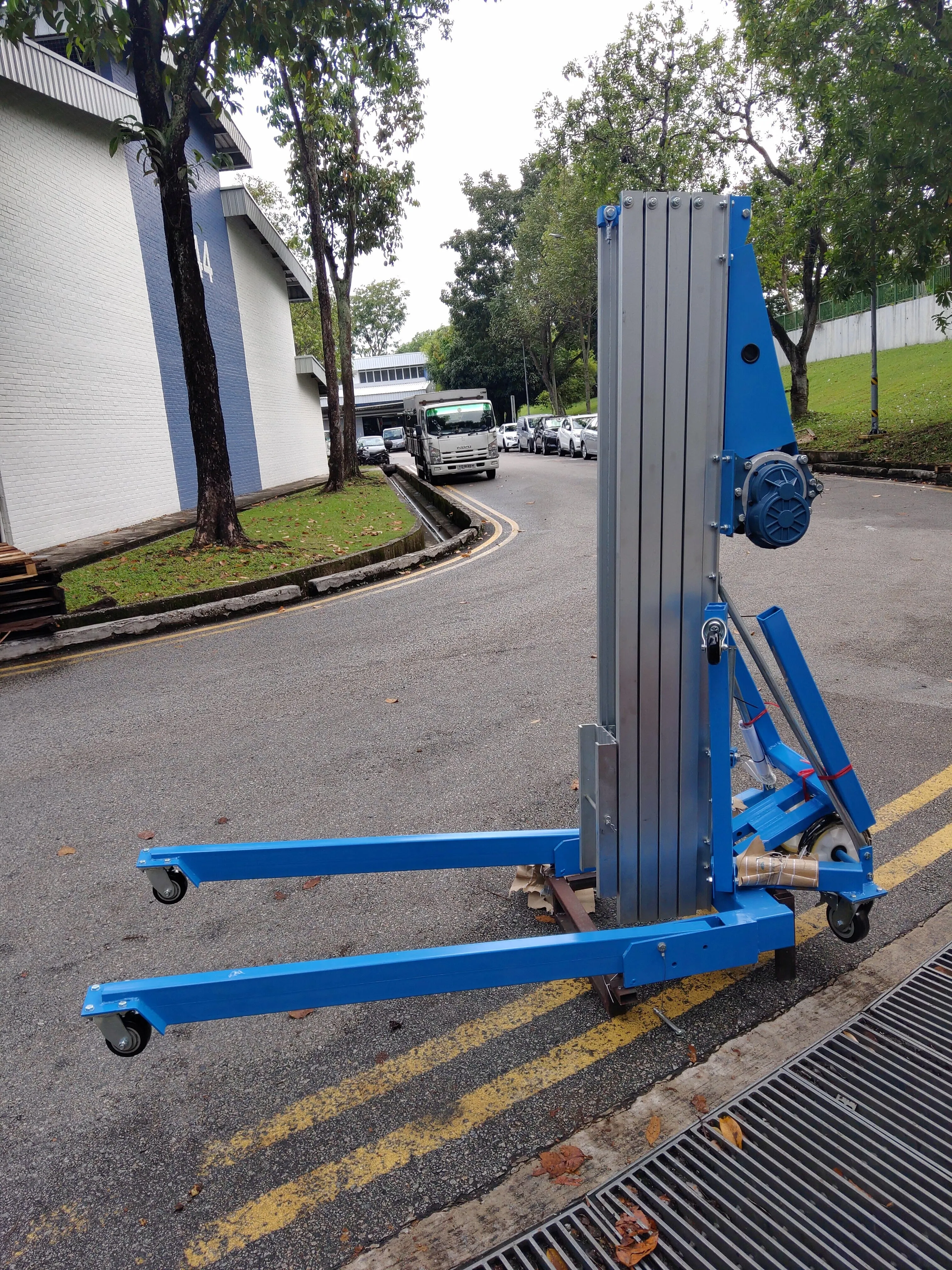 Airstrong Wire Winch High Material Lifter 6M With Electric Winch | Model : PT-LGA20-E