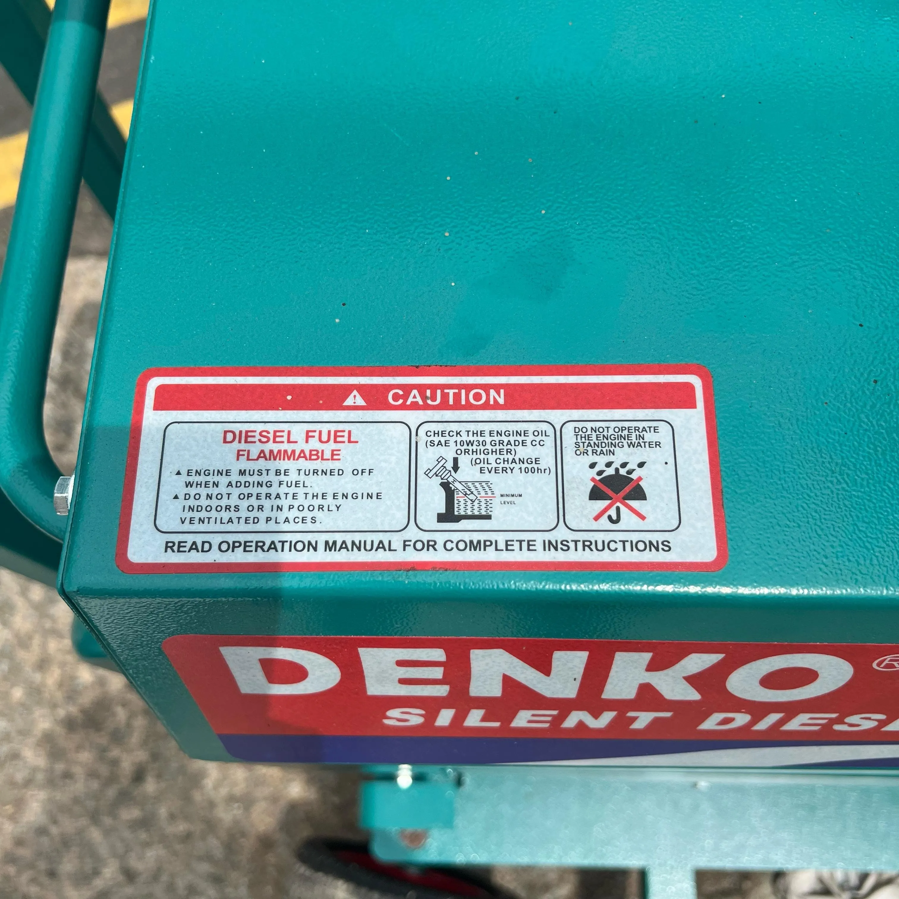 Denko 4x400W Tower Light Come With Denko Generator KDE6500T & NS40 Battery | Model : LT800LED KDE6500T