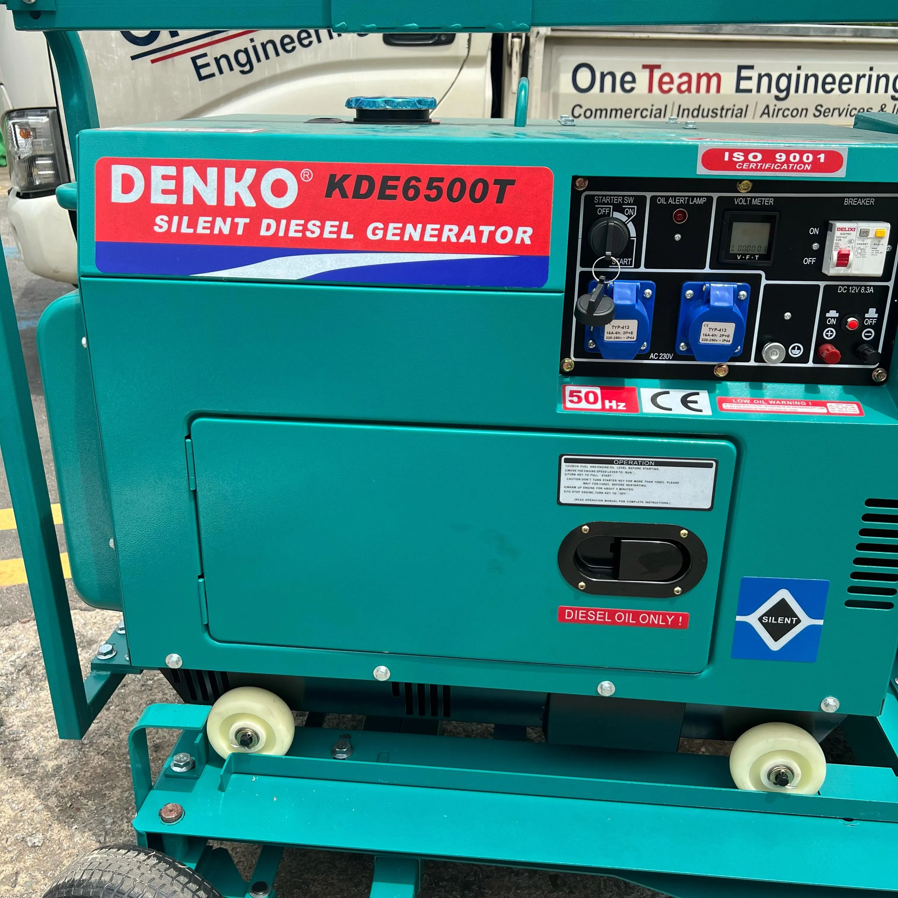 Denko 4x400W Tower Light Come With Denko Generator KDE6500T & NS40 Battery | Model : LT800LED KDE6500T