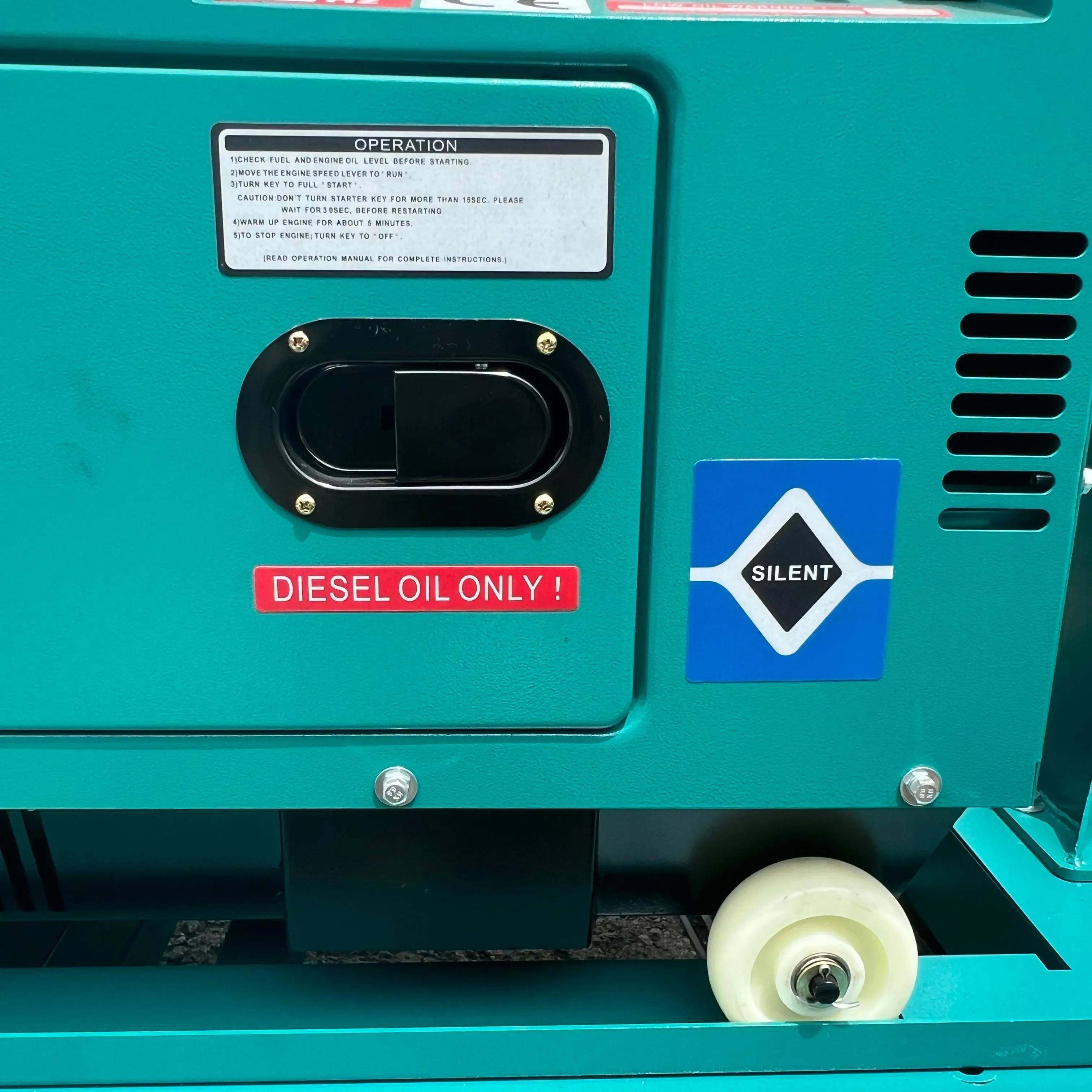 Denko 4x400W Tower Light Come With Denko Generator KDE6500T & NS40 Battery | Model : LT800LED KDE6500T