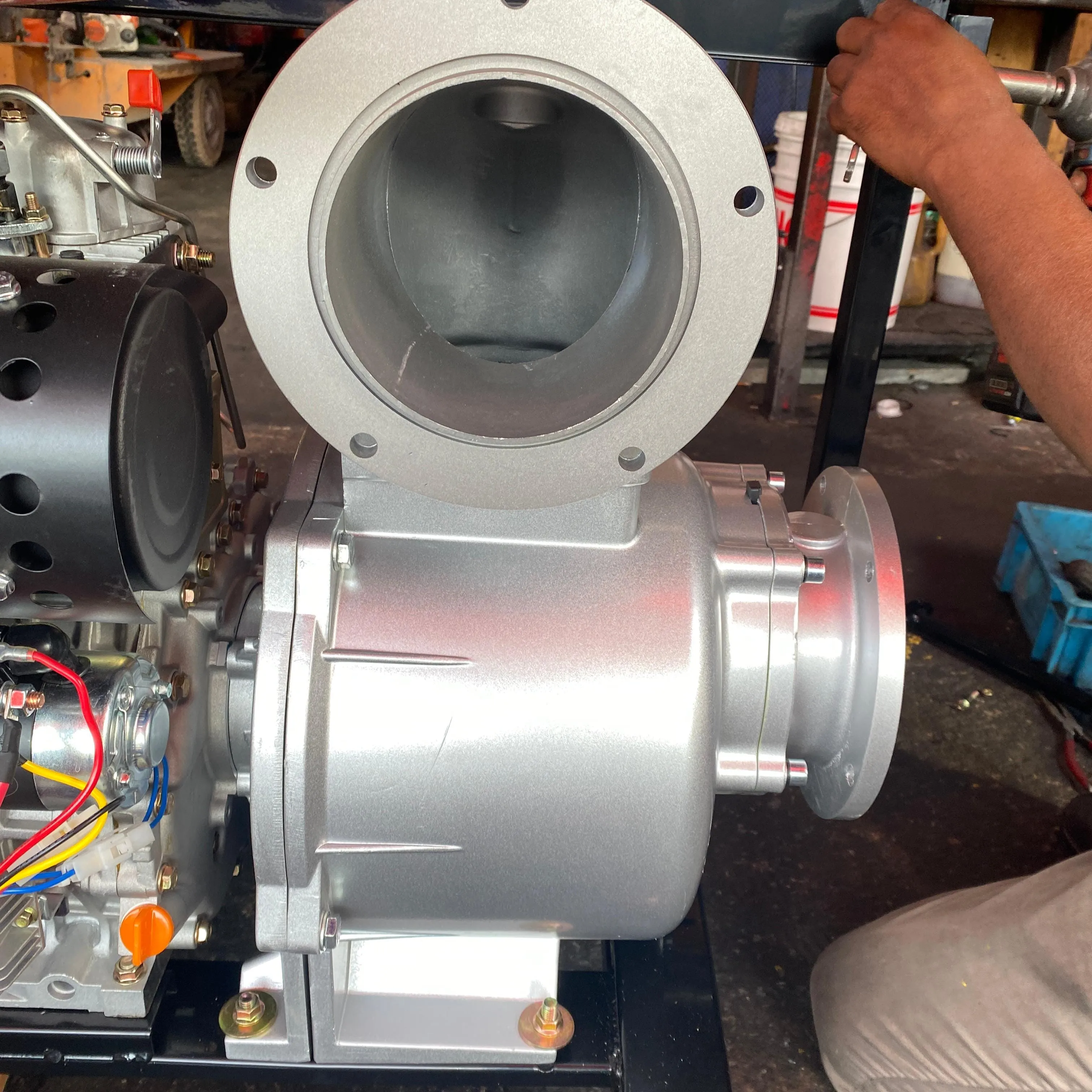 Denko Diesel Water Pump 6 C/W NS40 Battery | Model: KDP60XE