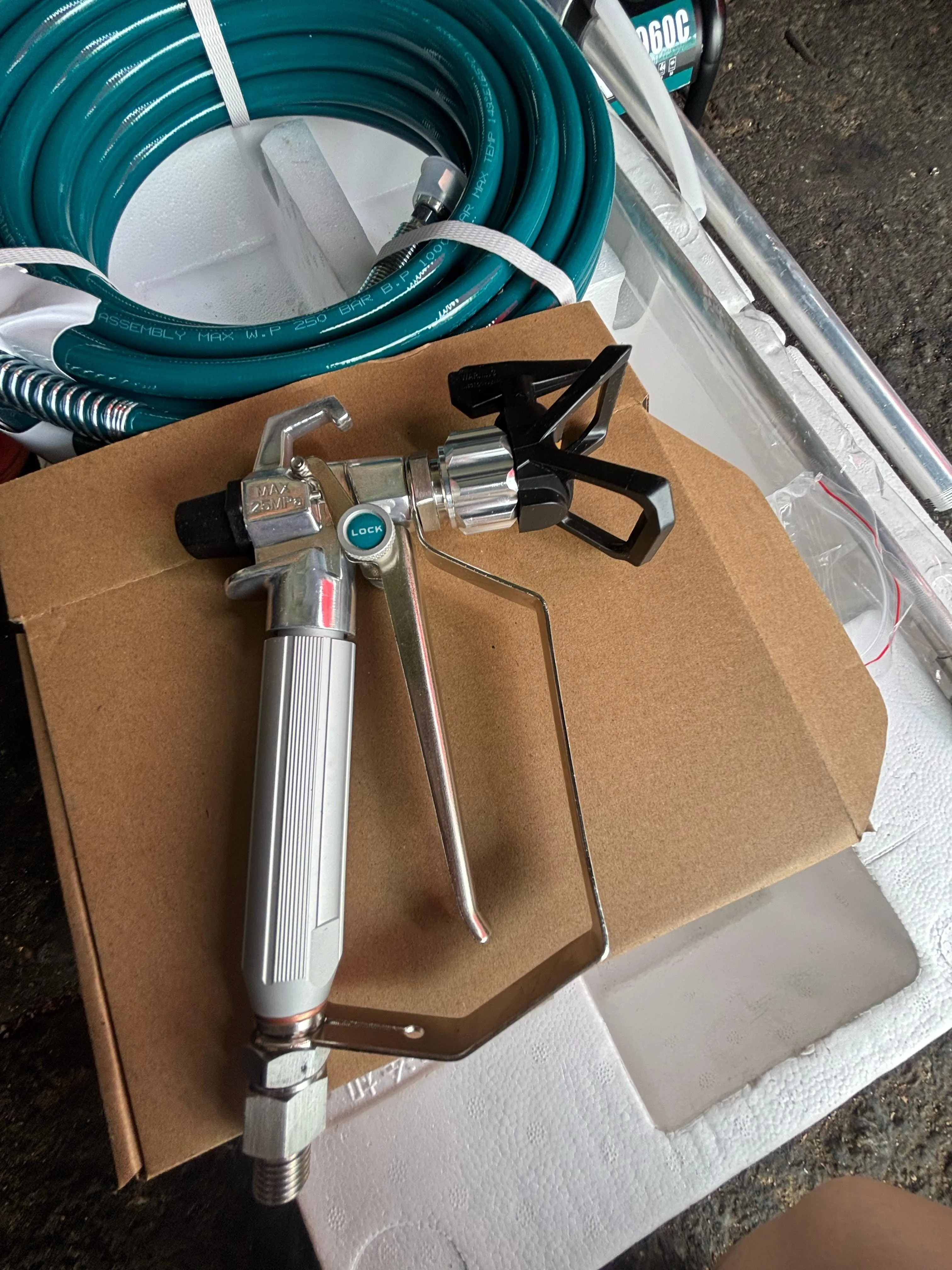Dino-Power 1600W 220 Bar Electric Diaphragm Airless Paint Sprayer | Model : AS-DP-X960C