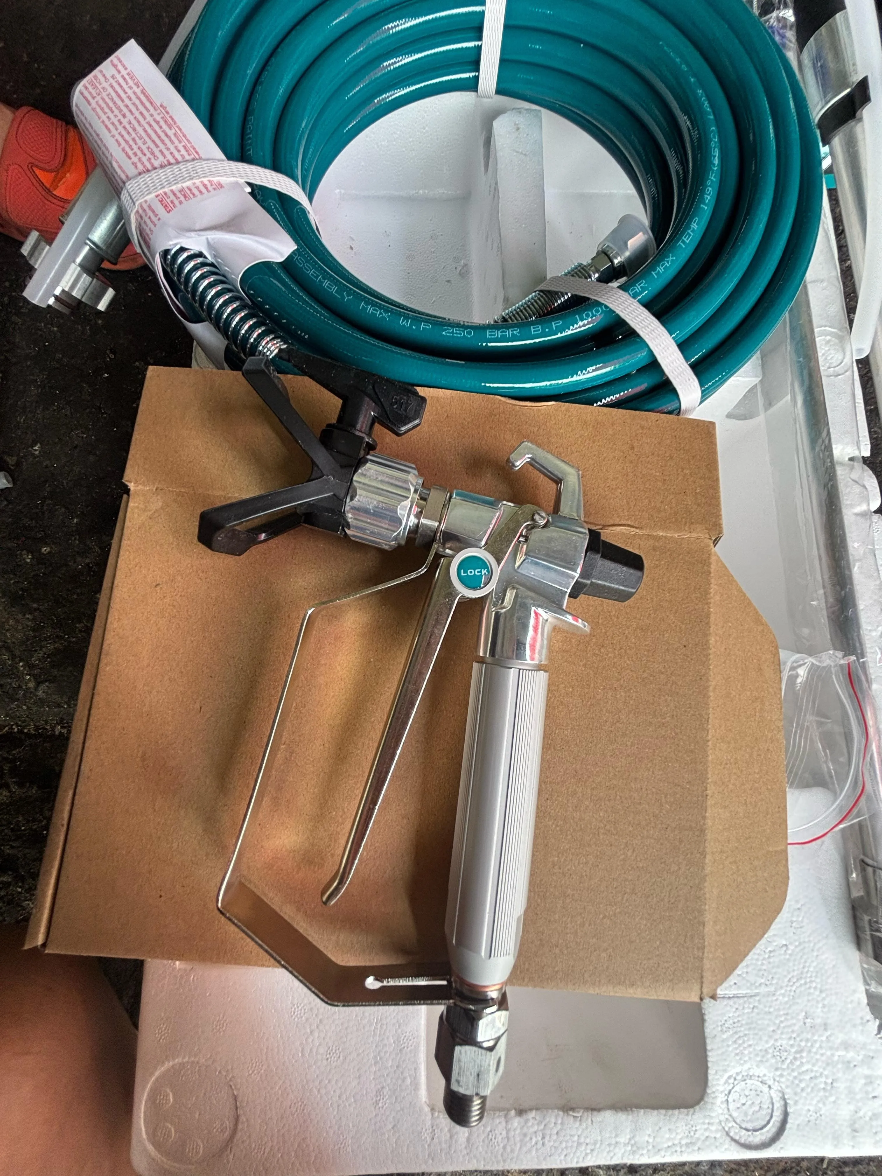 Dino-Power 1600W 220 Bar Electric Diaphragm Airless Paint Sprayer | Model : AS-DP-X960C