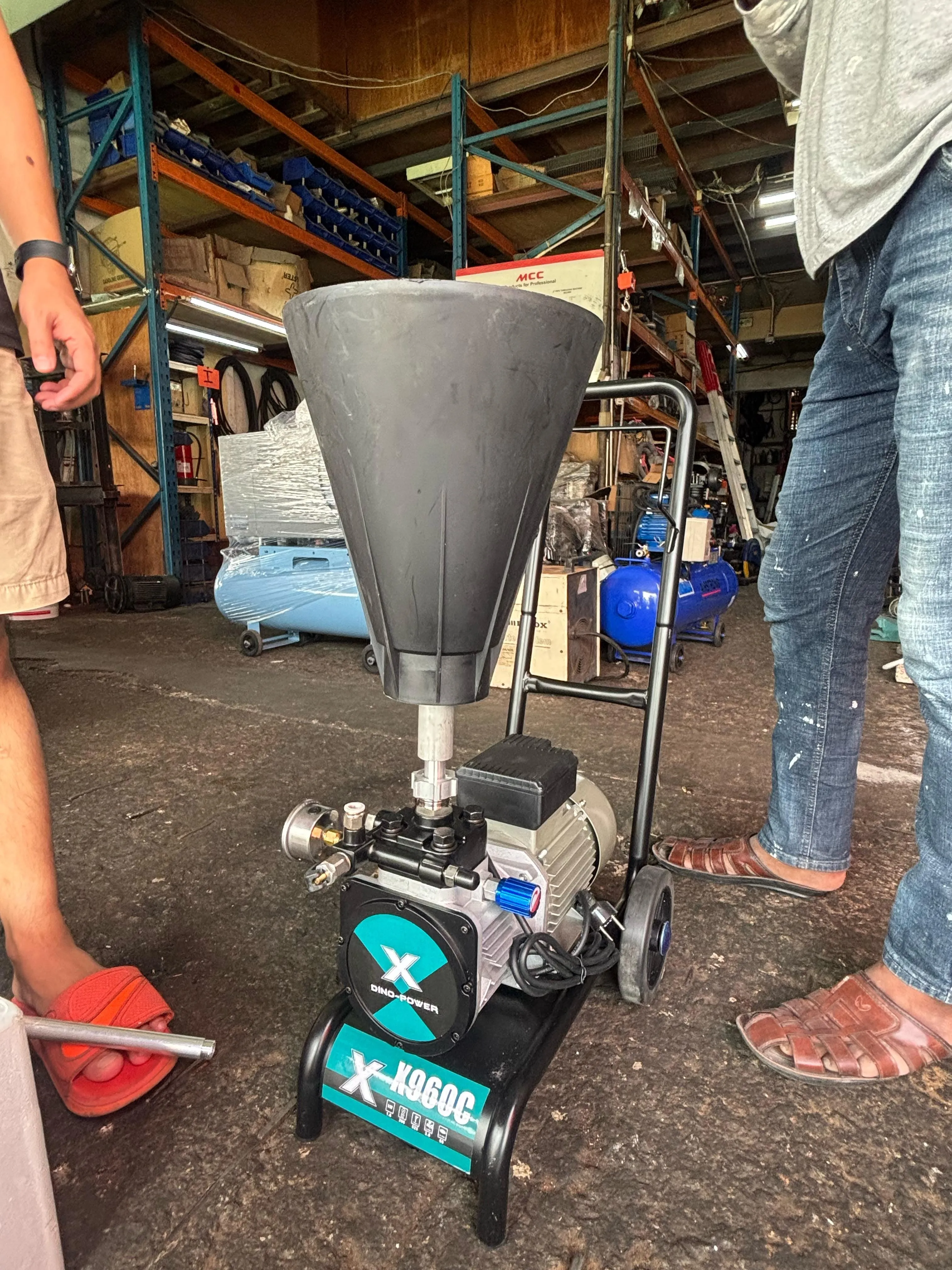Dino-Power 1600W 220 Bar Electric Diaphragm Airless Paint Sprayer | Model : AS-DP-X960C