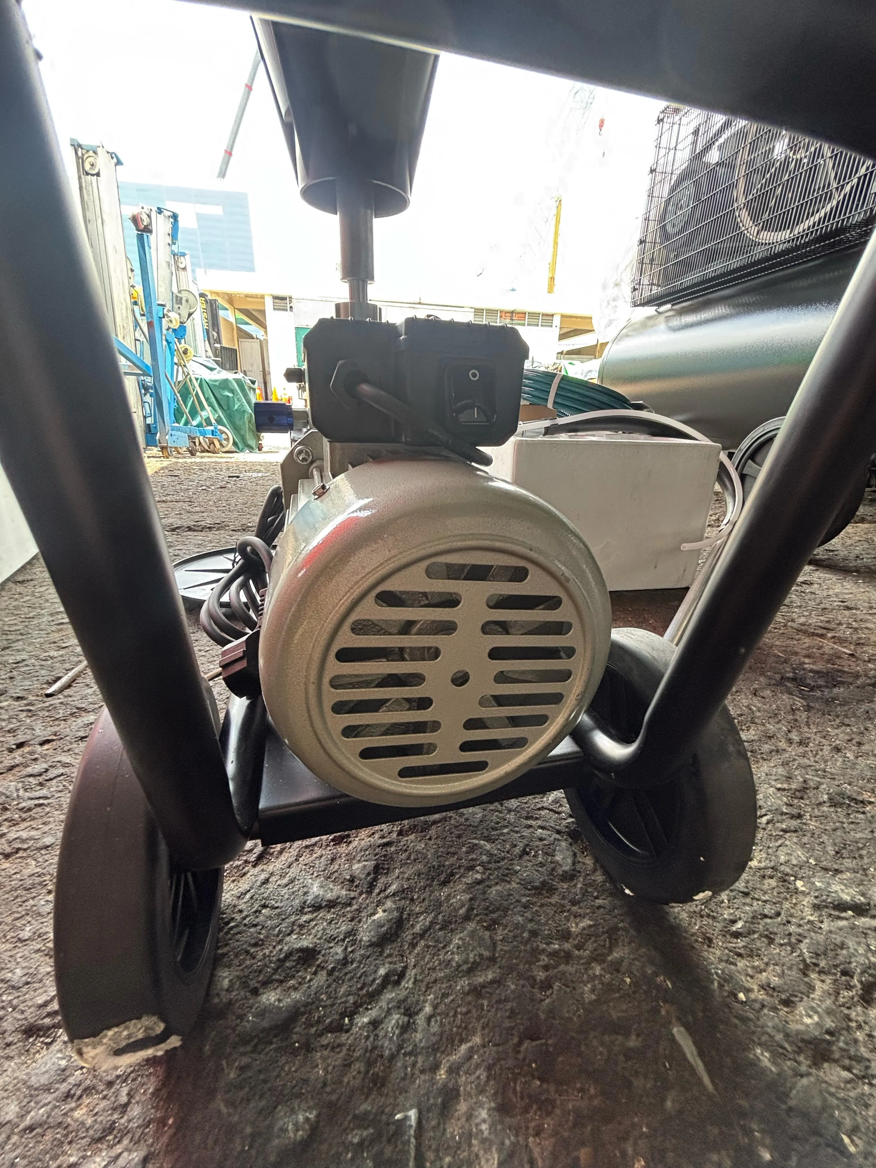 Dino-Power 1600W 220 Bar Electric Diaphragm Airless Paint Sprayer | Model : AS-DP-X960C