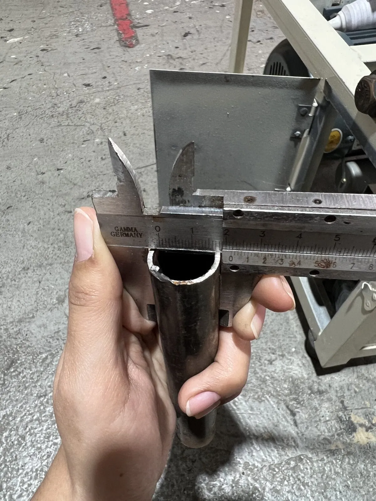 Electric Mini Pipe Beveling Machine For Stainless Steel Pipes Portable | Model : MOUONN-MINI