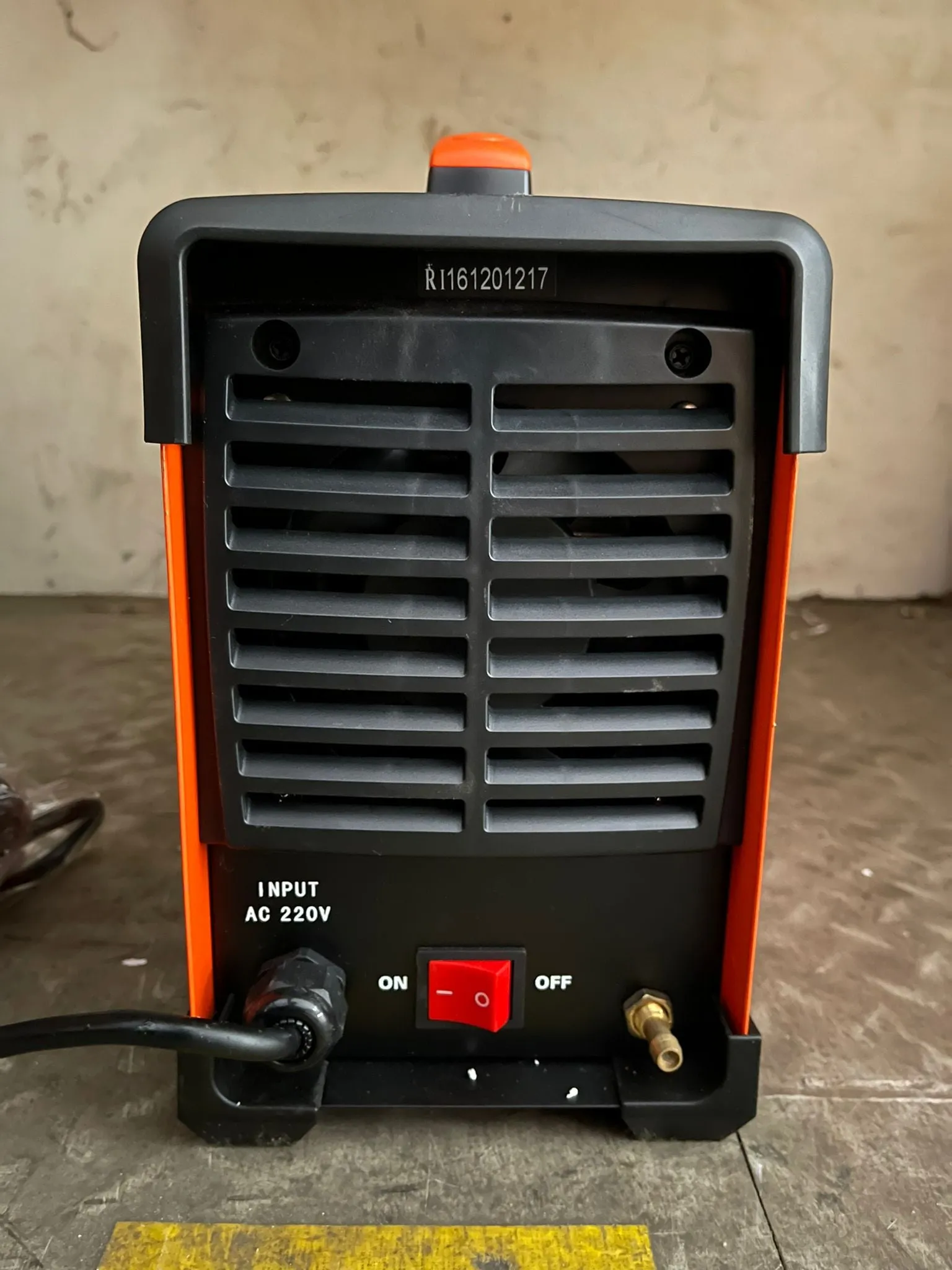 Fumak/Ym 220 V Tig200S-Ym Welding Machine Come with Assy Offer Sets | Model : W-TIG200S-YM