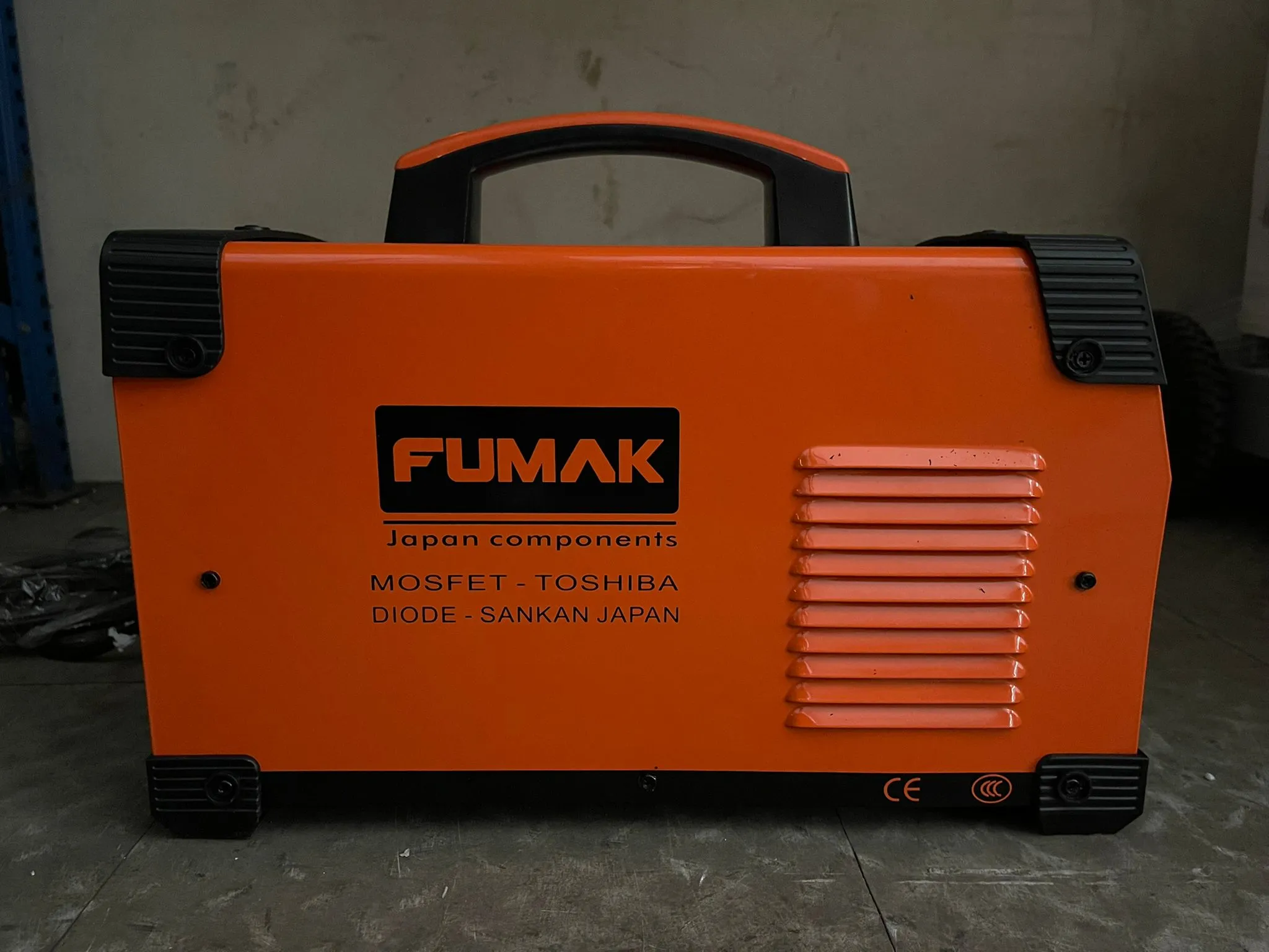Fumak/Ym 220 V Tig200S-Ym Welding Machine Come with Assy Offer Sets | Model : W-TIG200S-YM