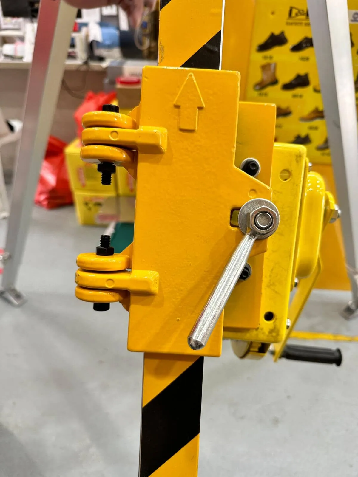 Haru Manhole Tripod Winch Set HD-240-20 Confined Space Rescue Tripod with Hand Wire Rope Winch 20m For 100kg  | Model: SB3-EN795