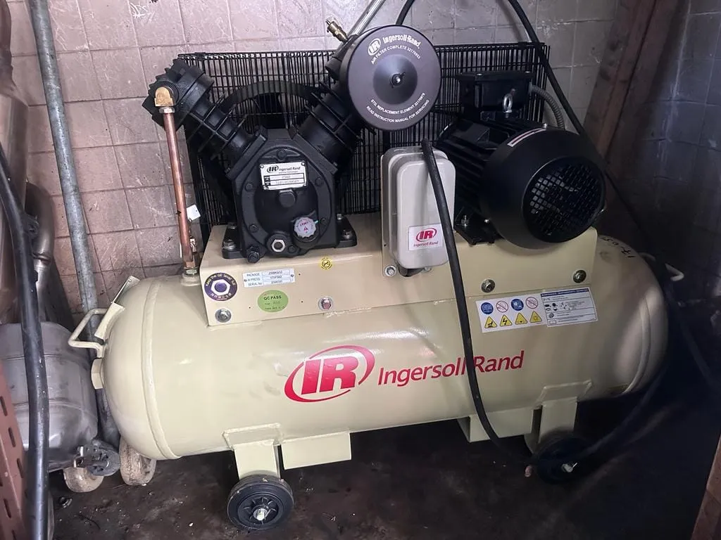 Ingersoll-Rand  3HP 150L 415V 2 Stage Air Compressor | Model : 2340K3/12