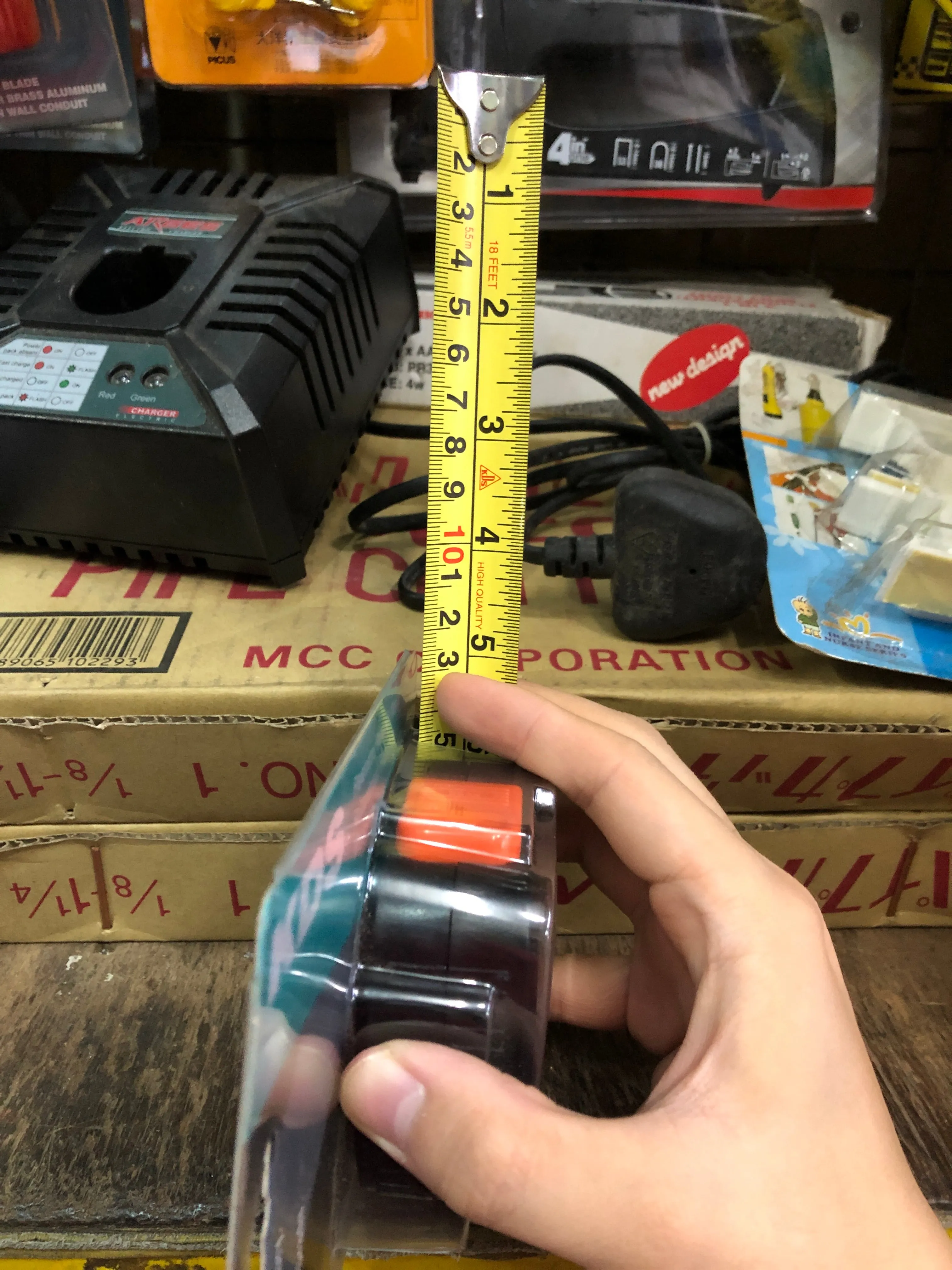 KDS 5.5m x 18ft Giant Megalock Measuring Tape | Model : MT2-K55 (25-55)