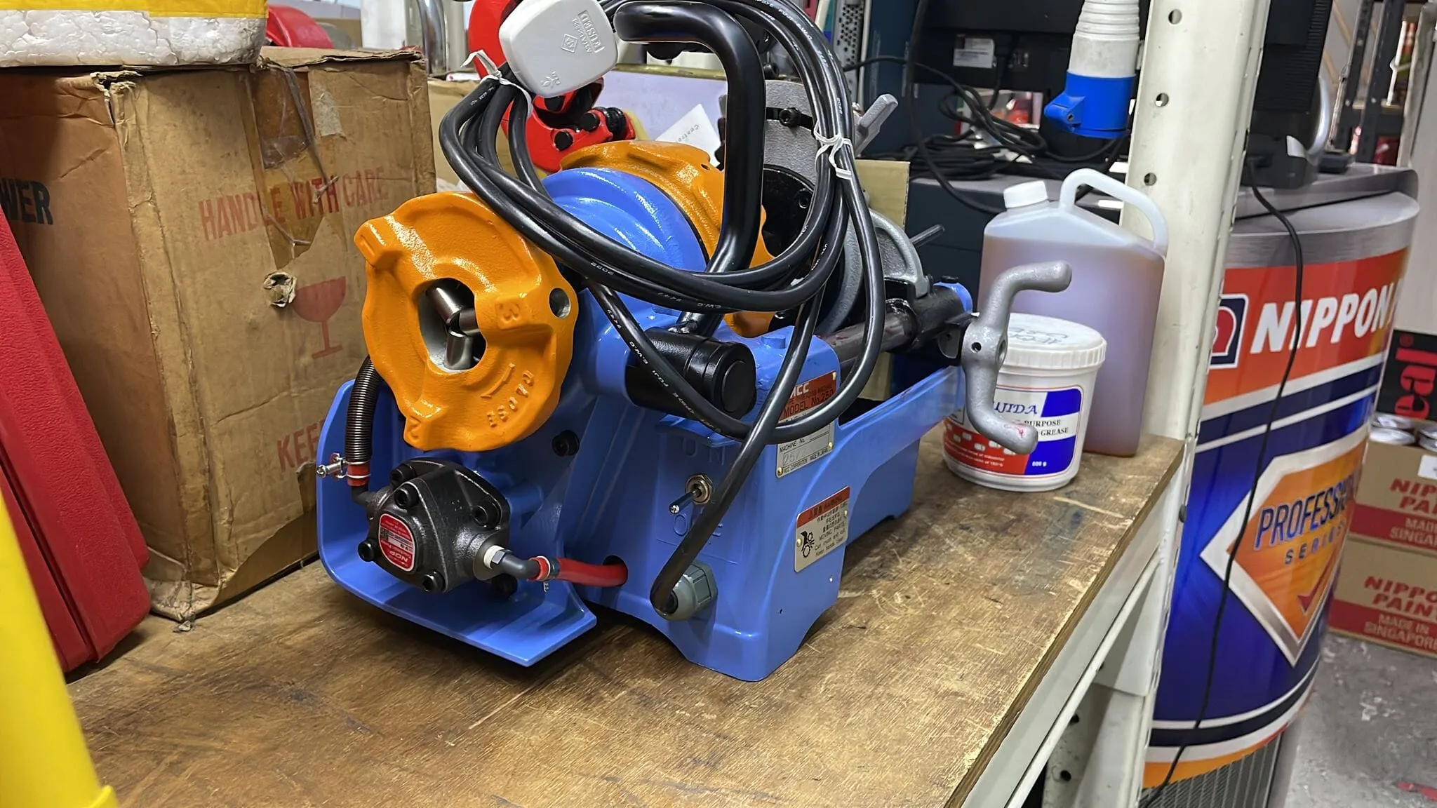 MCC 350W 60Hz (1/4-1) Threading Machine | Model: MCC-MCC250