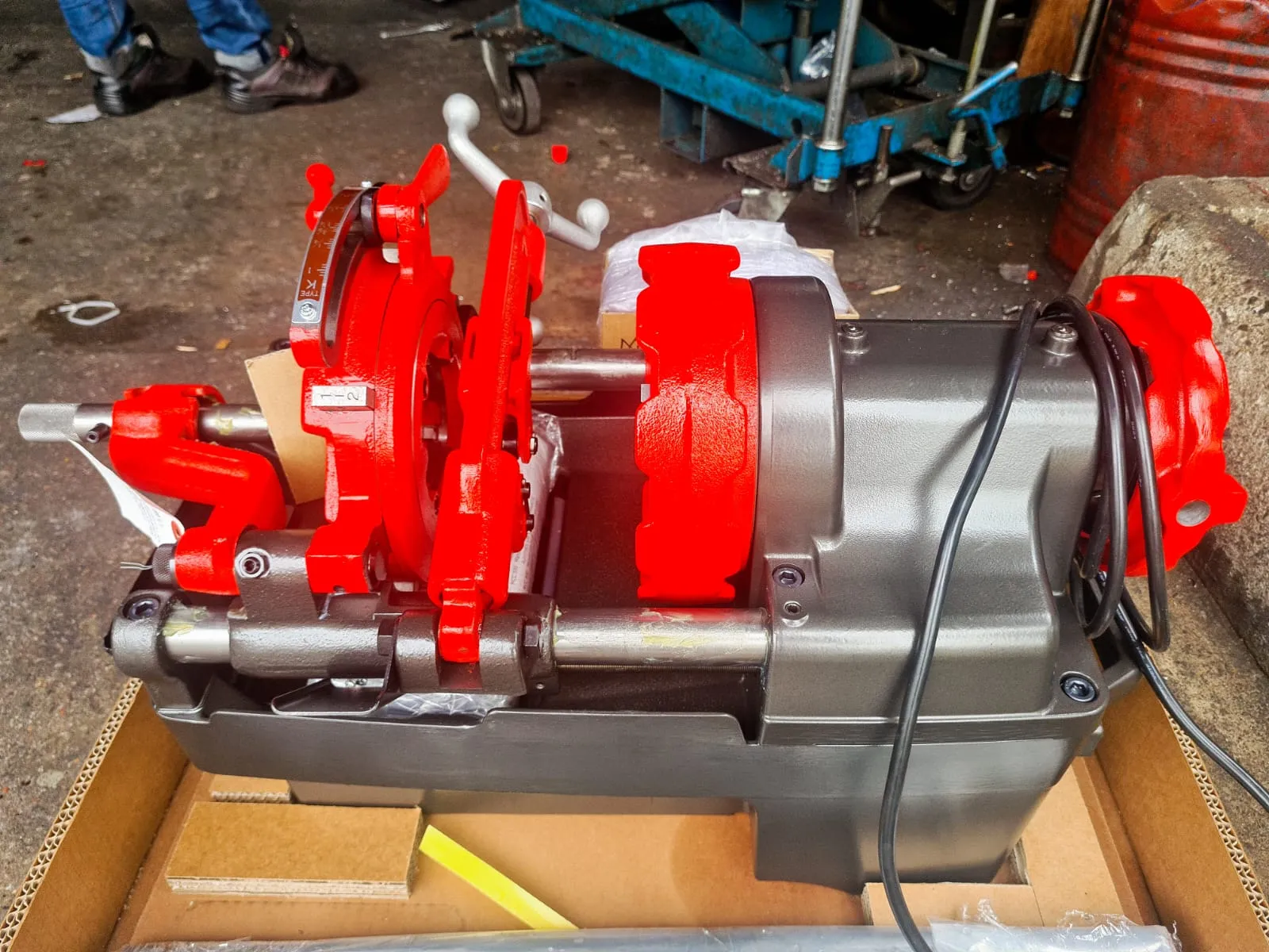 MCC MCC500 2 Threading Machine | Model: MCC-MCC500
