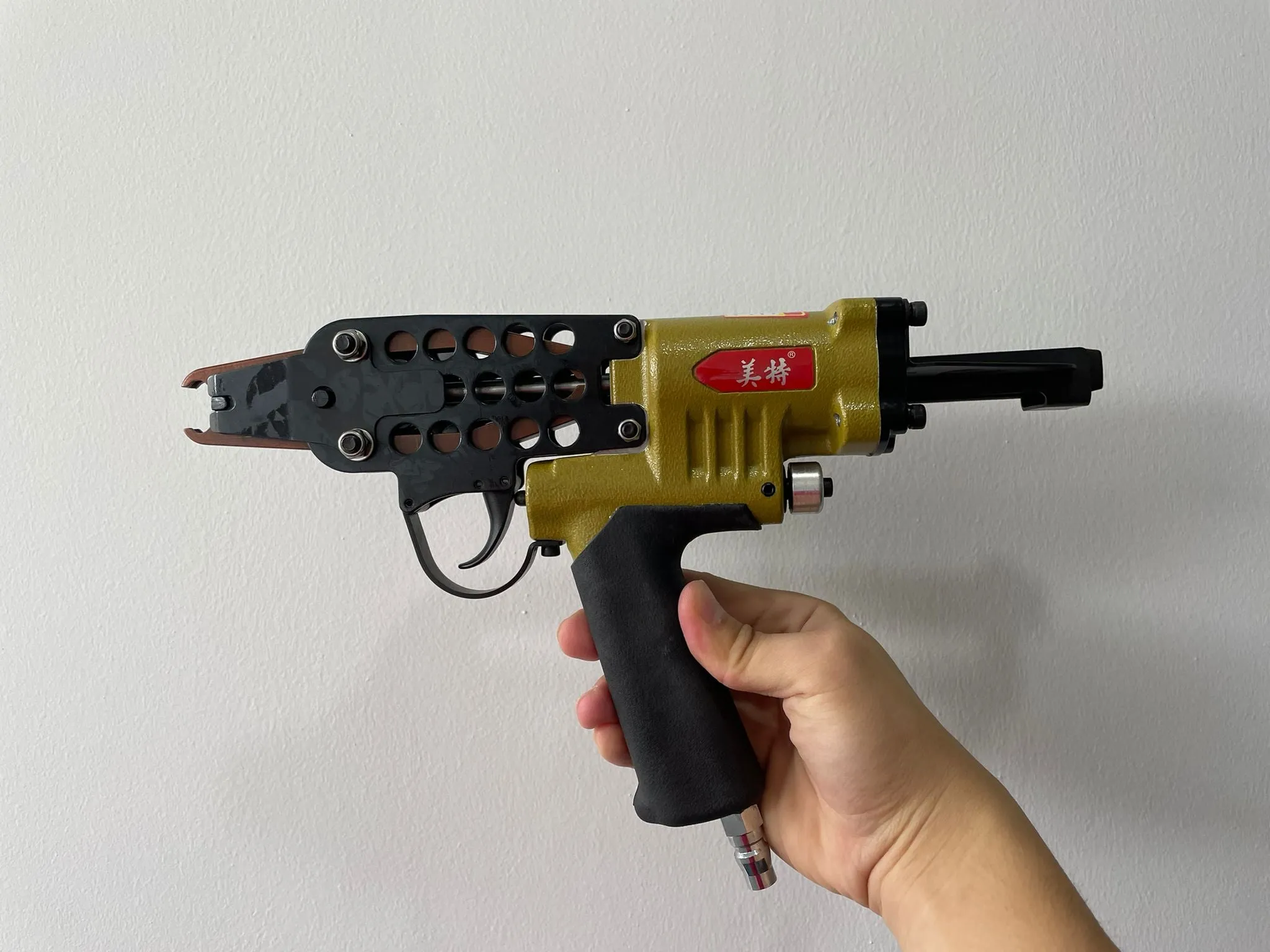 Meite SC7E Air (Pneumatic) C-Ring Plier (Hog Ring) | Model : AS-M-SC7E