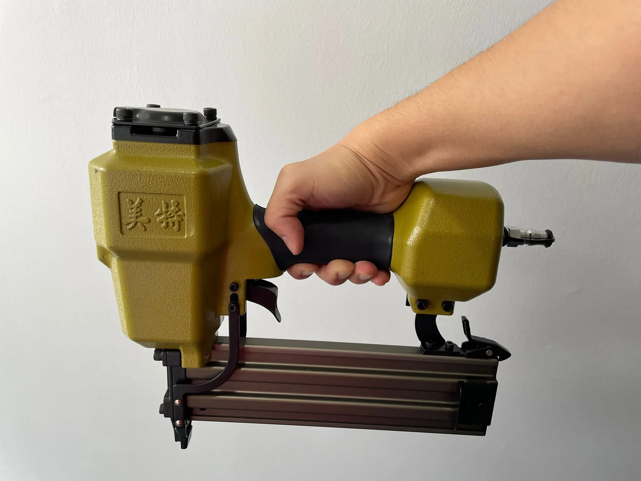 MEITE ST64D Air (Pneumatic) Concrete Nailer | Model: AS-M-ST64D