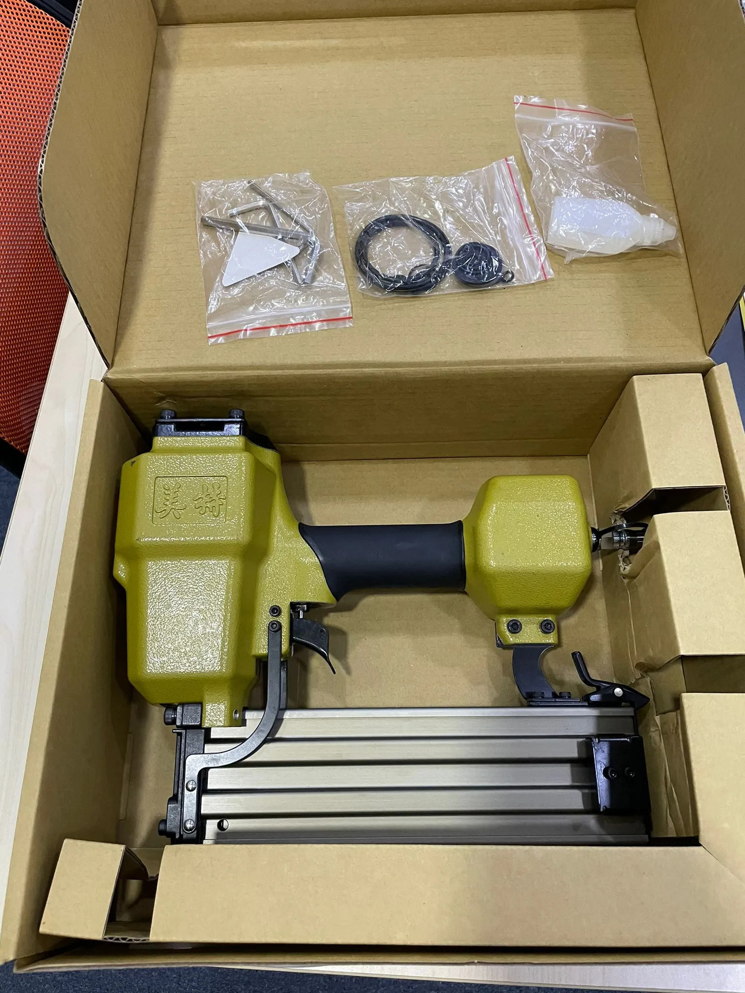 MEITE ST64D Air (Pneumatic) Concrete Nailer | Model: AS-M-ST64D