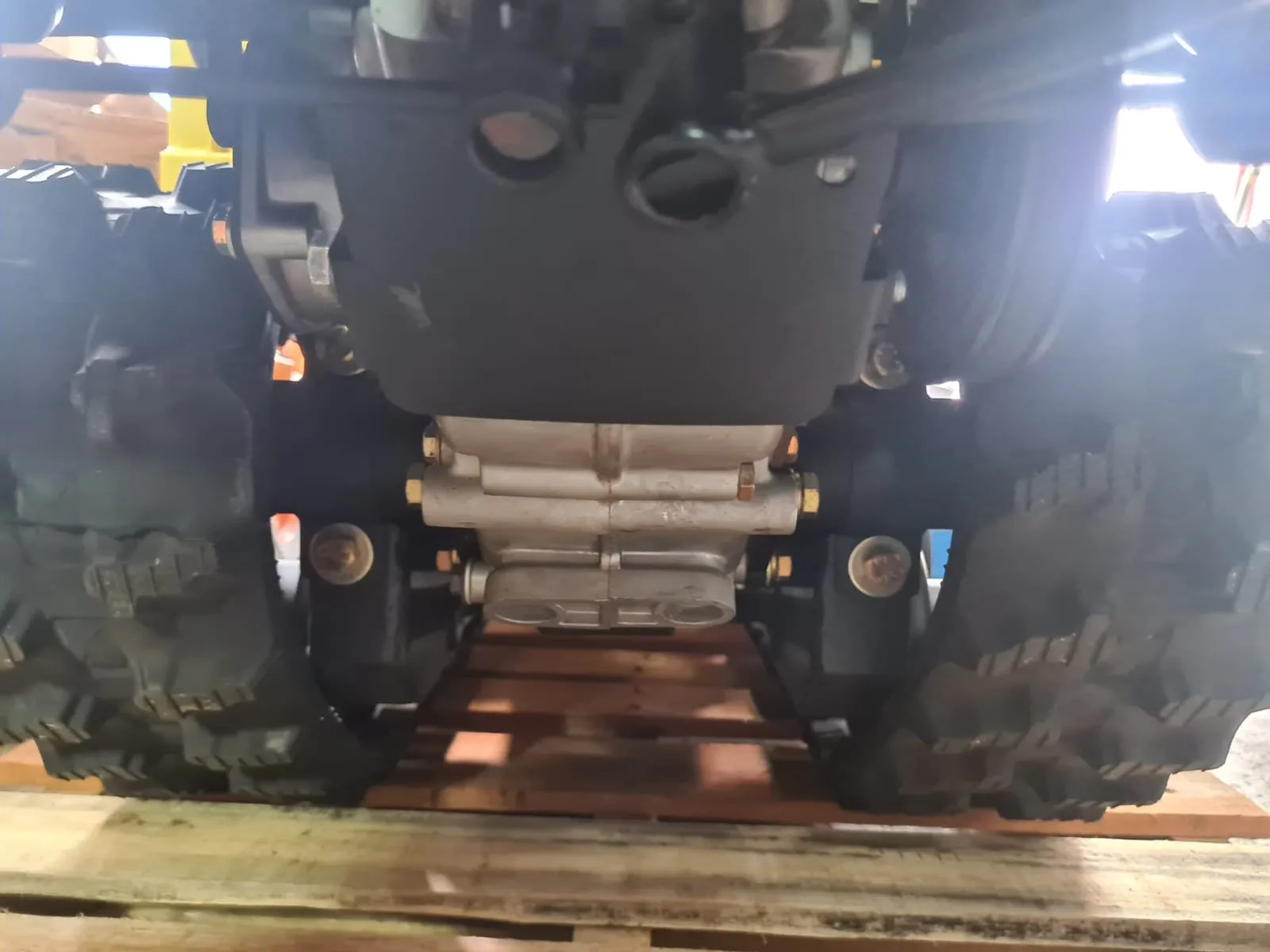Mini Dumper Pvc Chain Wheel Gasoline Honda 6.5Hp G200F | Model : CNTC350