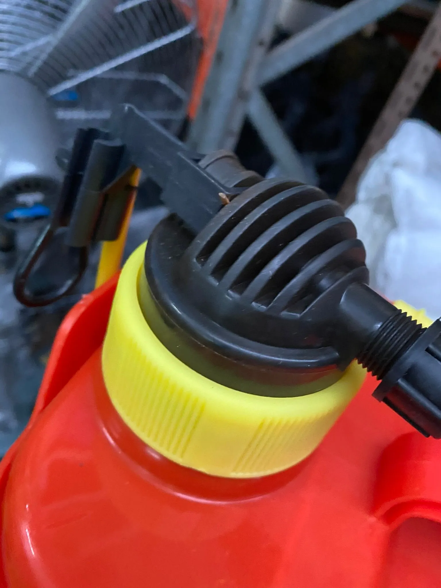 Motoyama 20L Battery & Manual Sprayer | Model : SPRAYER-BMS20