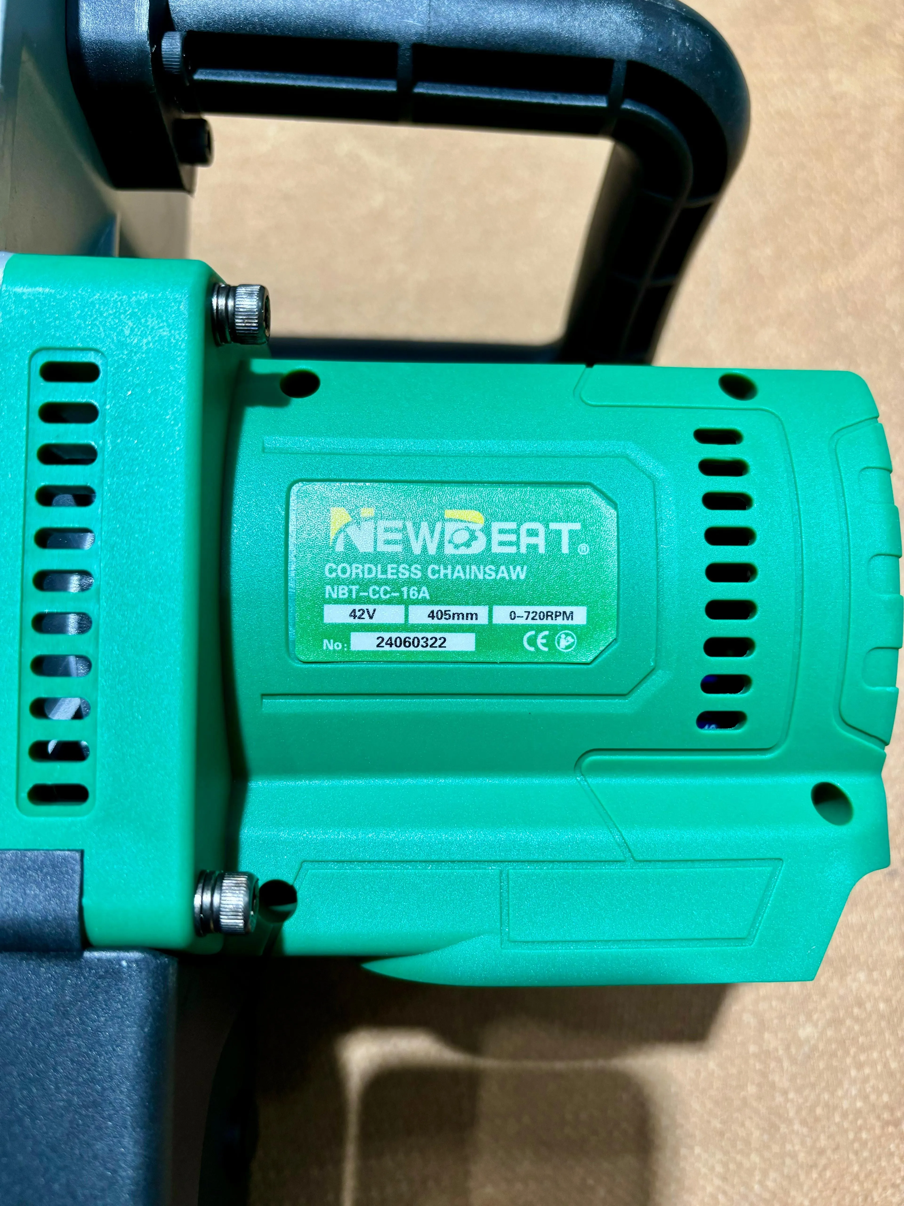 Newbeat 21V 16 Cordless Chainsaw (BL) C/W 2 Battery and 1 Charger | Model: NBT-CC-16A