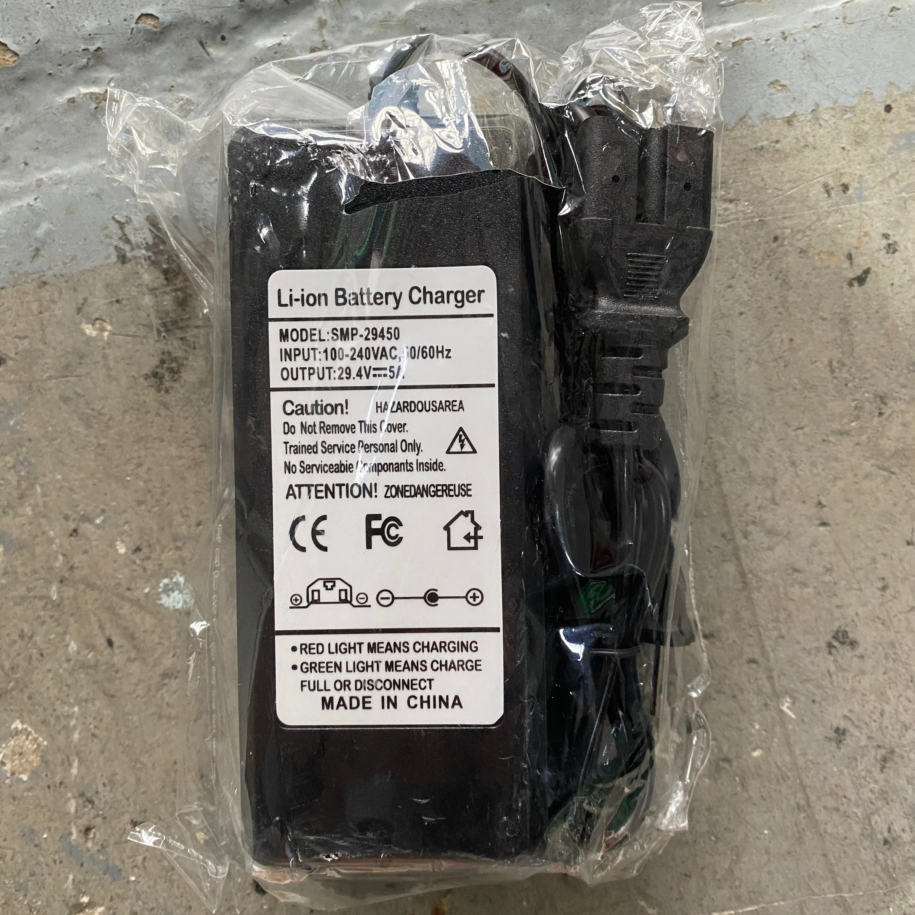 Portable Battery Welding Machine C/W 1.5M Earth Cable &amp; 2.5 Welding Cable | Model: W-YM-HM-4500W