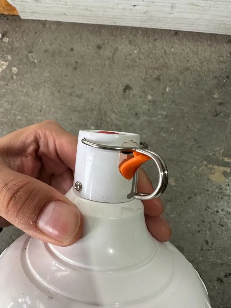 Rechargeable Led Bulb With Hook | Model : LED-BULB