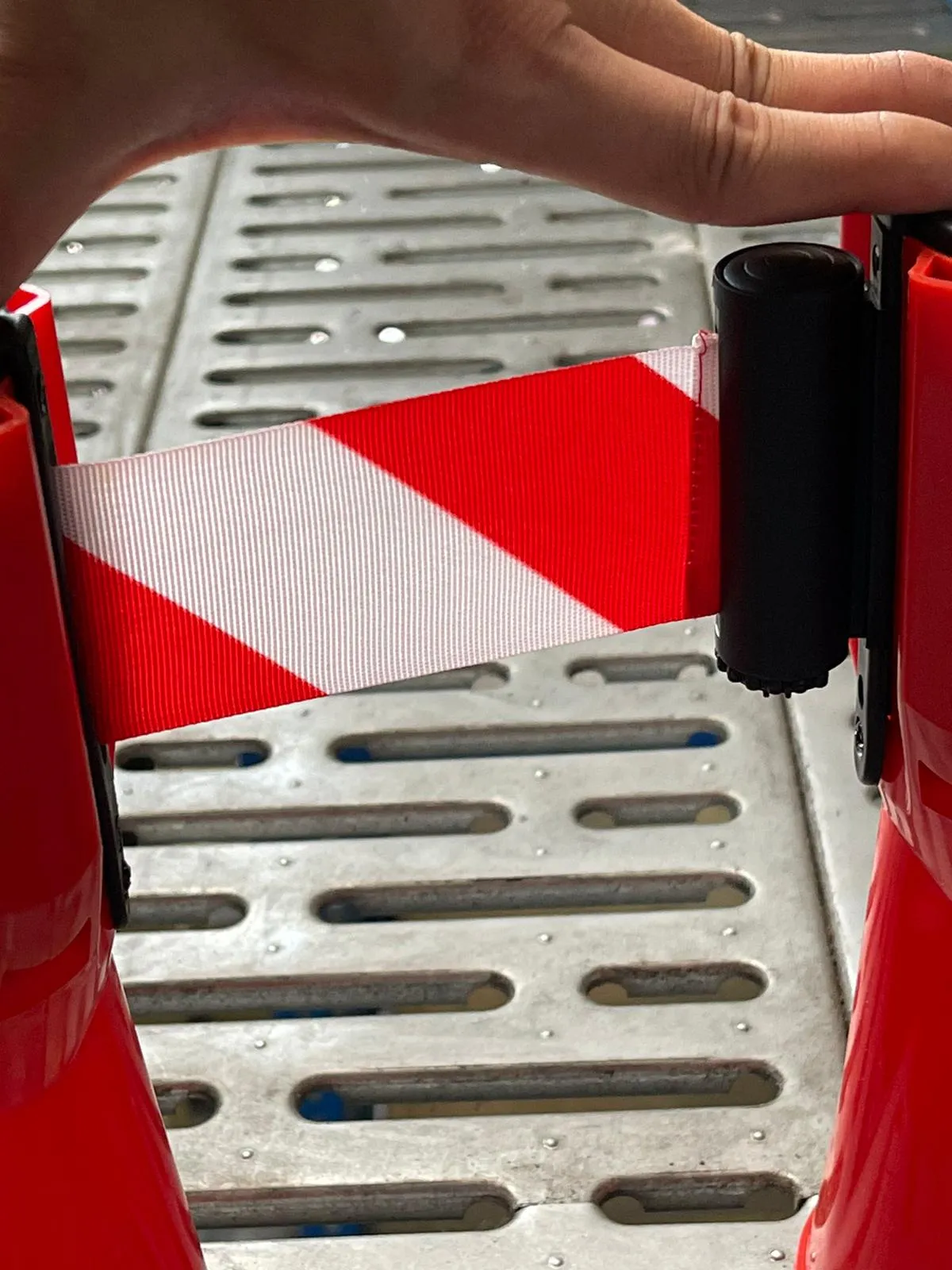 Retractable Tape 3M Red/White For Cone | CONE-7242