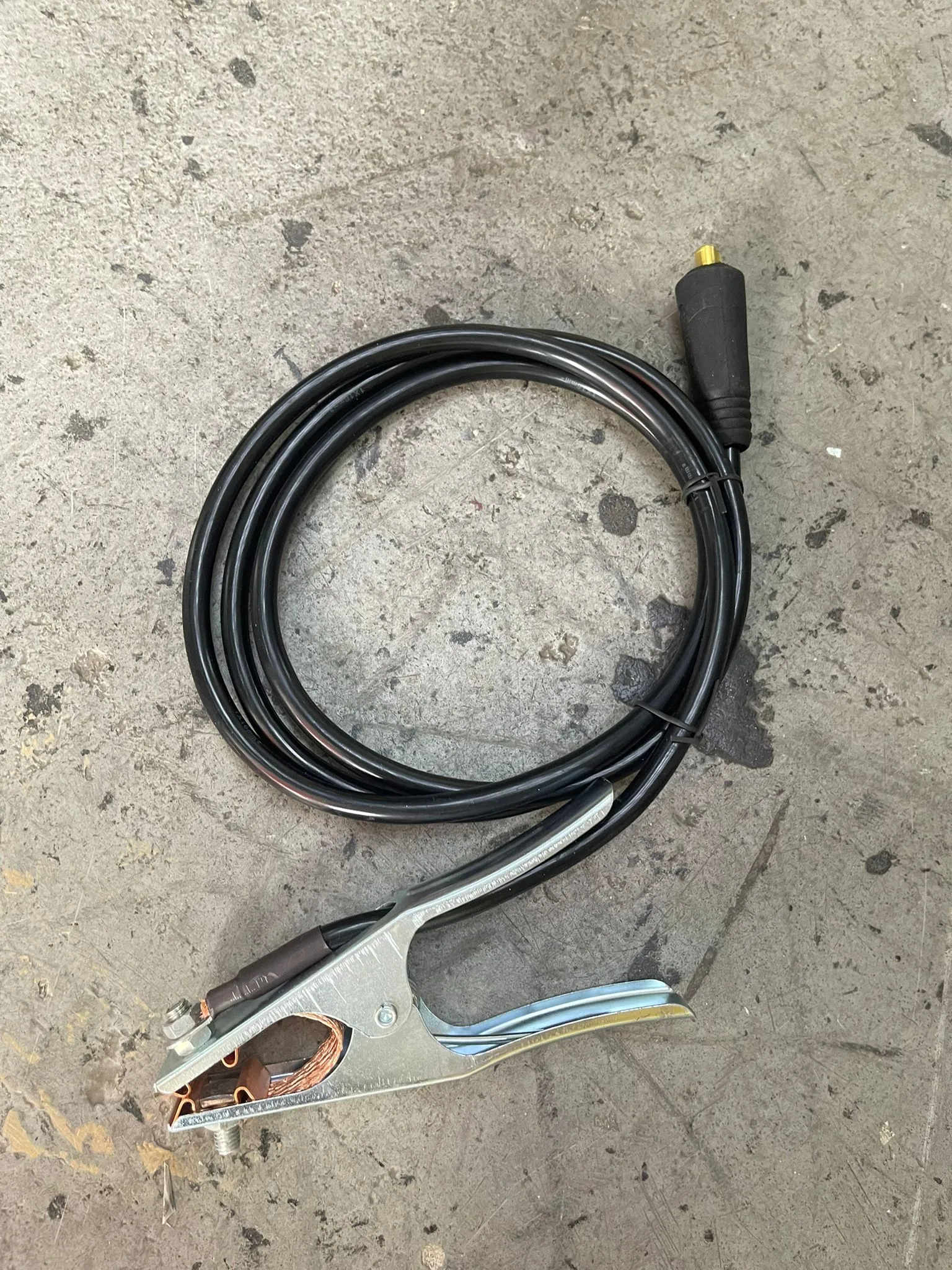 RILAND Gasless MIG Welding Machine come with MIG Torch & Welding Cable (Blue) (1kg/5kg Wire) | Model: W-MIG251GE-R