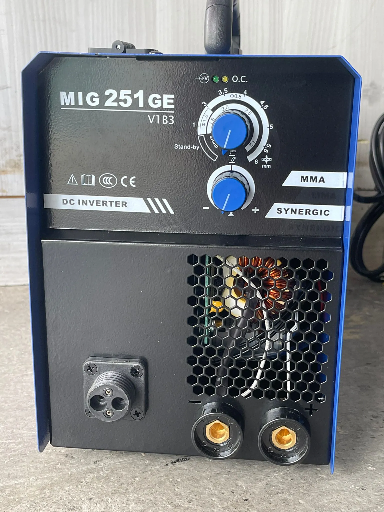 RILAND Gasless MIG Welding Machine come with MIG Torch & Welding Cable (Blue) (1kg/5kg Wire) | Model: W-MIG251GE-R