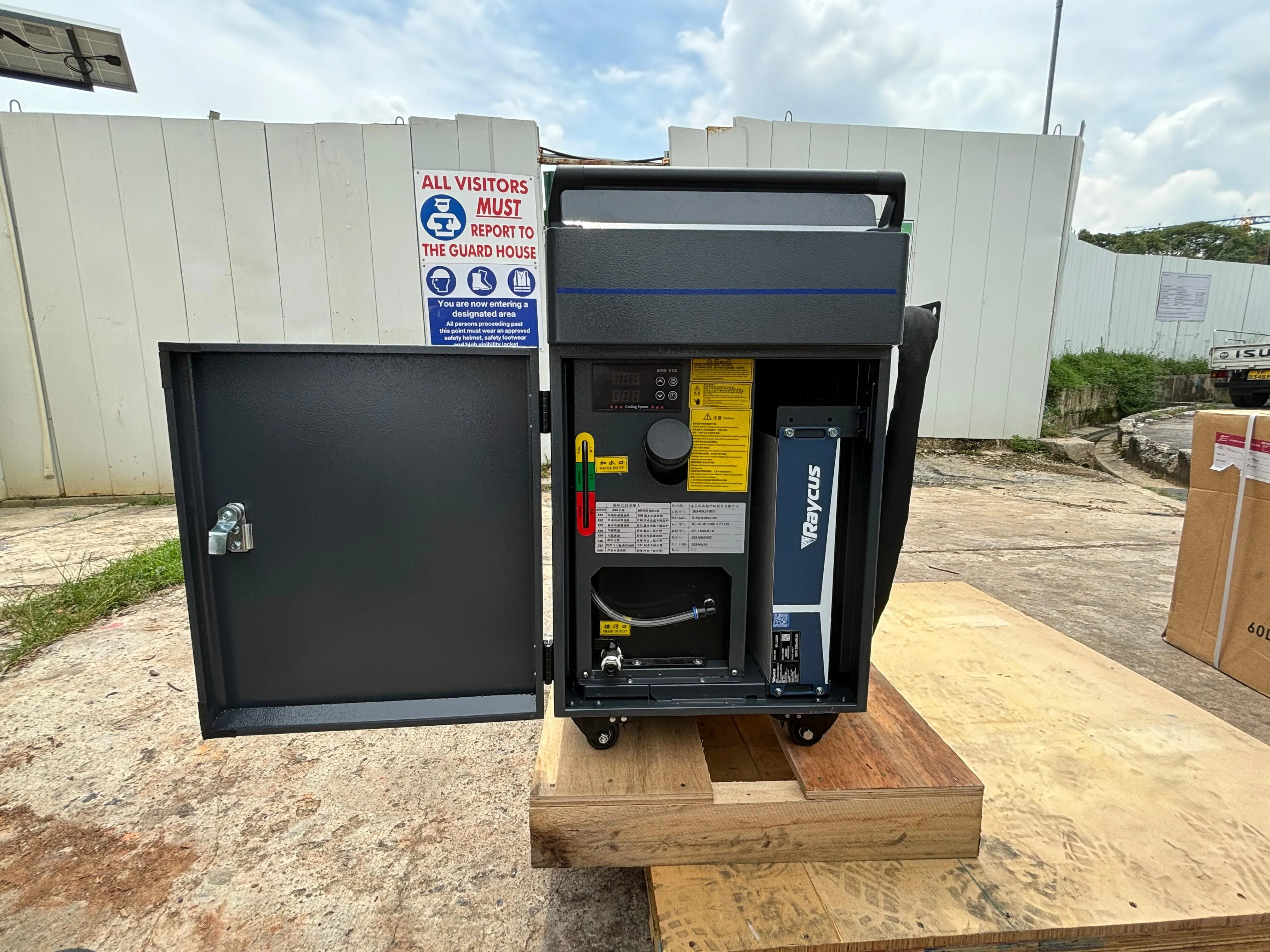 Riland Welding Machine 1500W 220V C/W Accessory | Model : RL-HLW-1500-PLUS