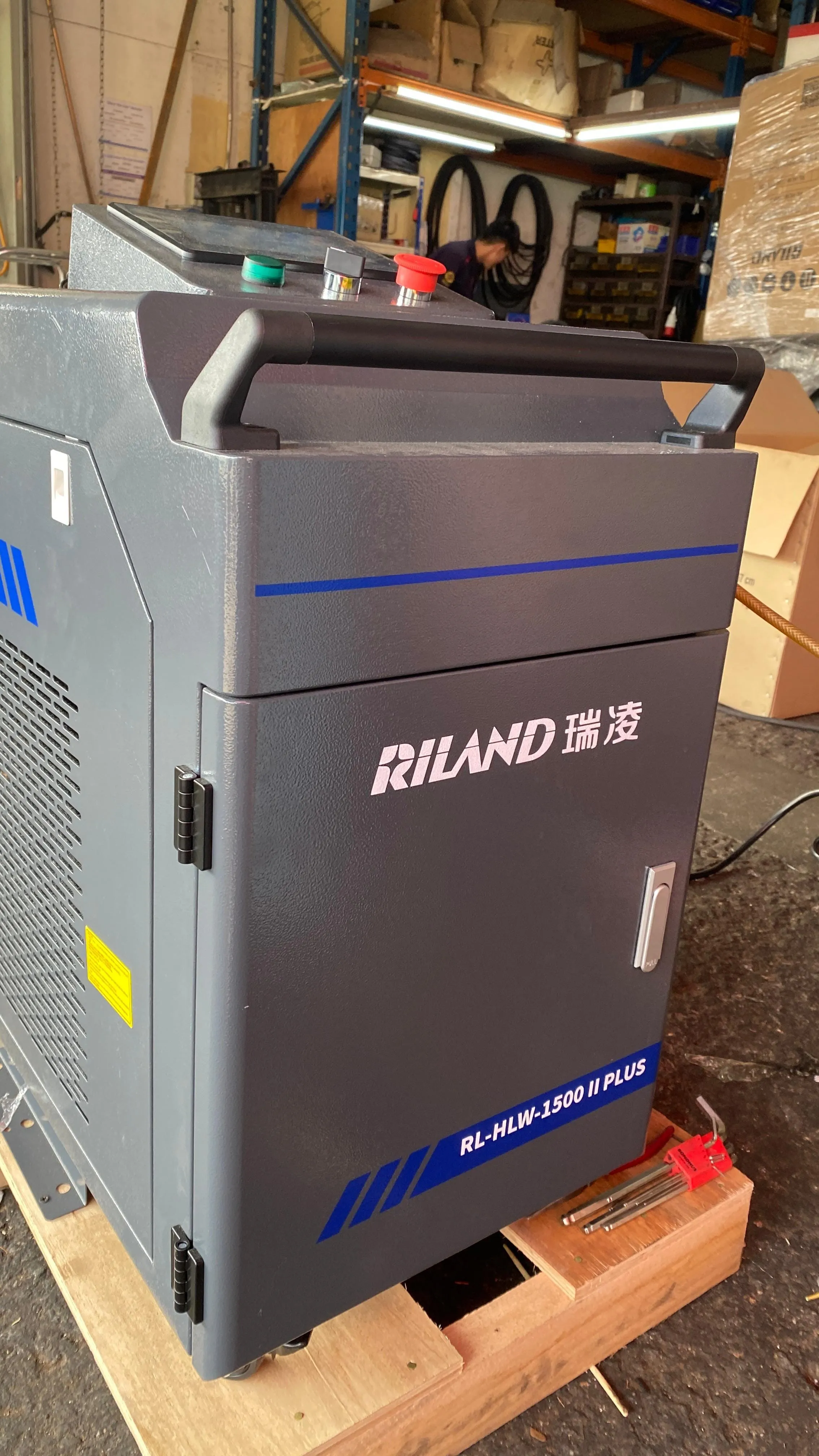 Riland Welding Machine 1500W 220V C/W Accessory | Model : RL-HLW-1500-PLUS