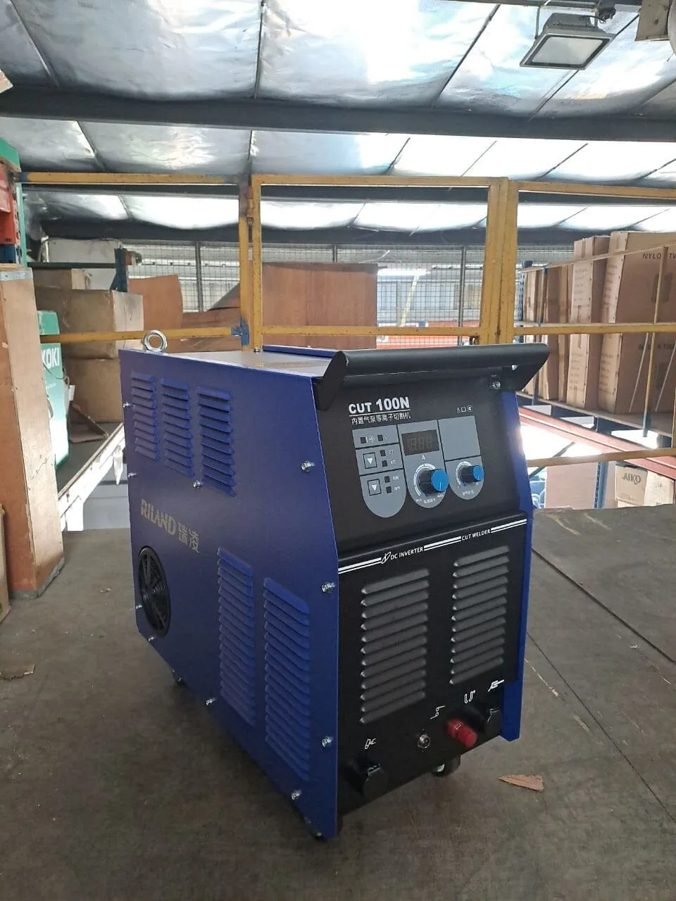 Riland Welding Machine CUT100N 380V come with Air Compressor. 10M P80 & 3M Earth Cable | Model: W-CUT100N-R