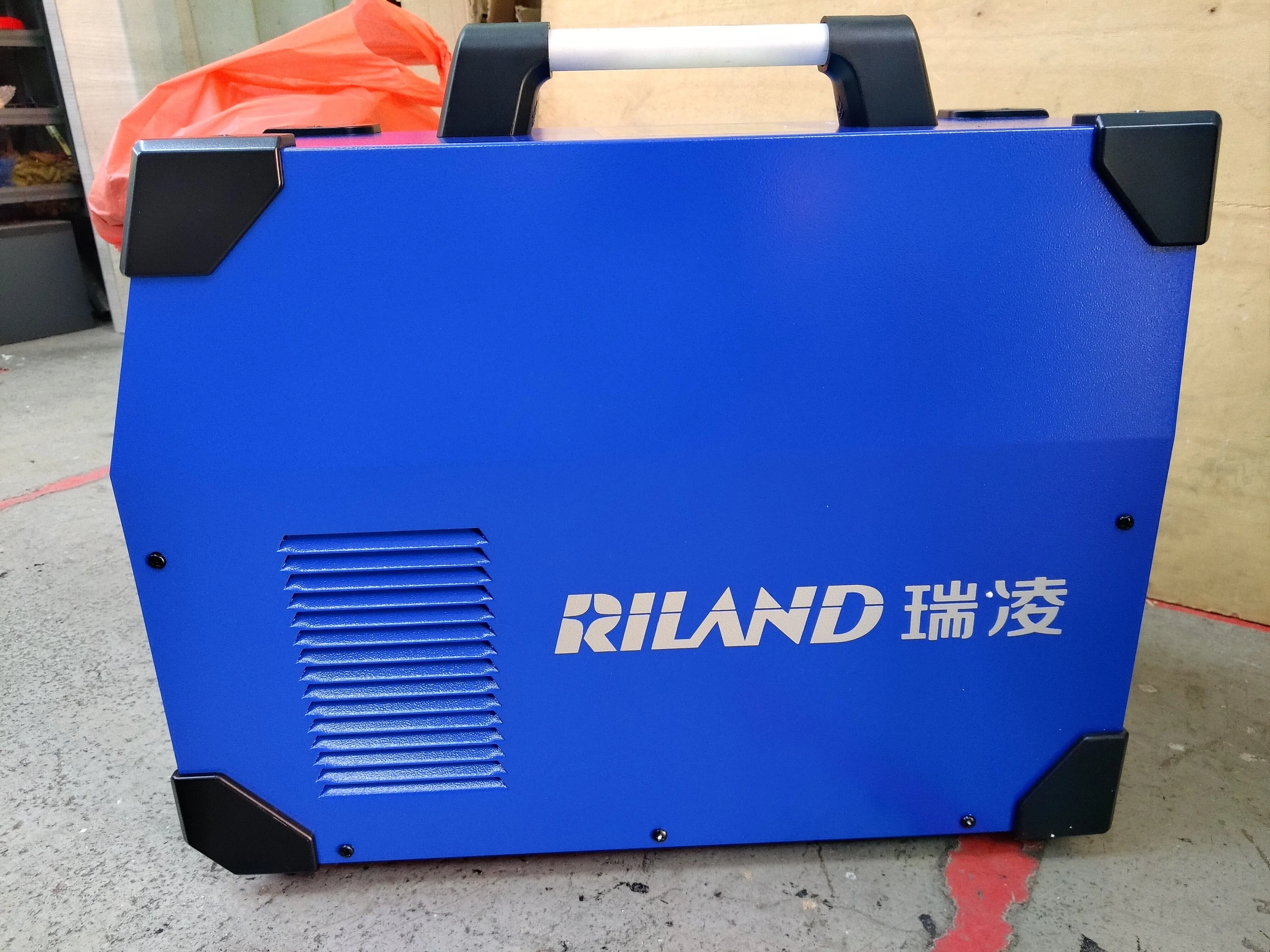 Riland WS400GT 380V Welding Machine Come With 8m Tig Torch And 3m Earth Cable | Model: W-TIG400GT