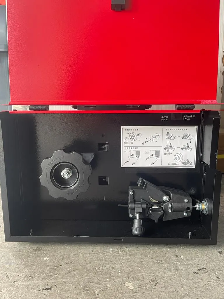 RILAND/HUOSEN 220V Gasless Welding Machine MIG251E come with MIG Torch & Welding Cable (Red) (1kg/5kg Wire) | Model: W-MIG251E-R