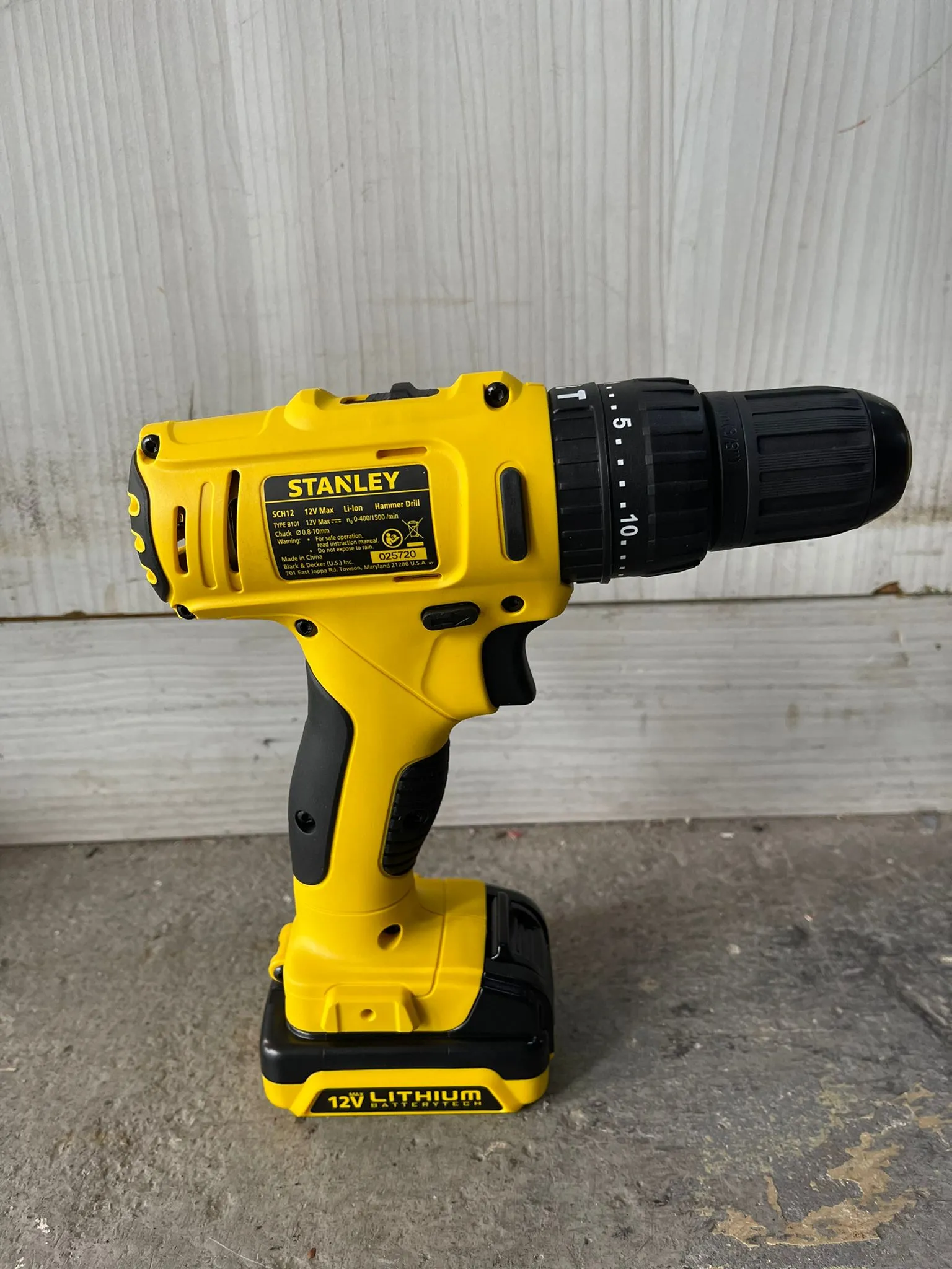 Stanley 12V Hammer Drill & Impact Drill Combo Kit  Come with 2 batteries . 1 Charger & 1 Flight Case | Model : SCHI121S2FK-B1