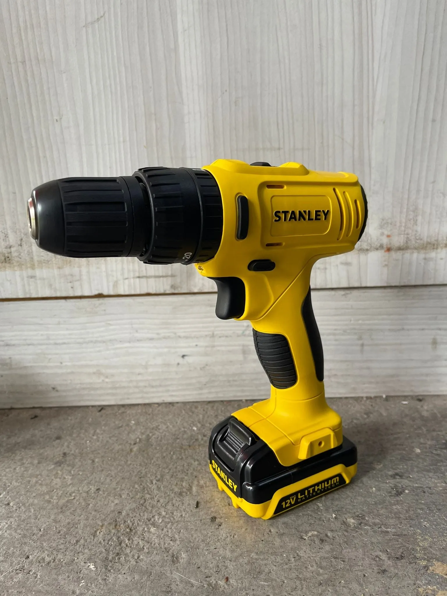 Stanley 12V Hammer Drill & Impact Drill Combo Kit  Come with 2 batteries . 1 Charger & 1 Flight Case | Model : SCHI121S2FK-B1