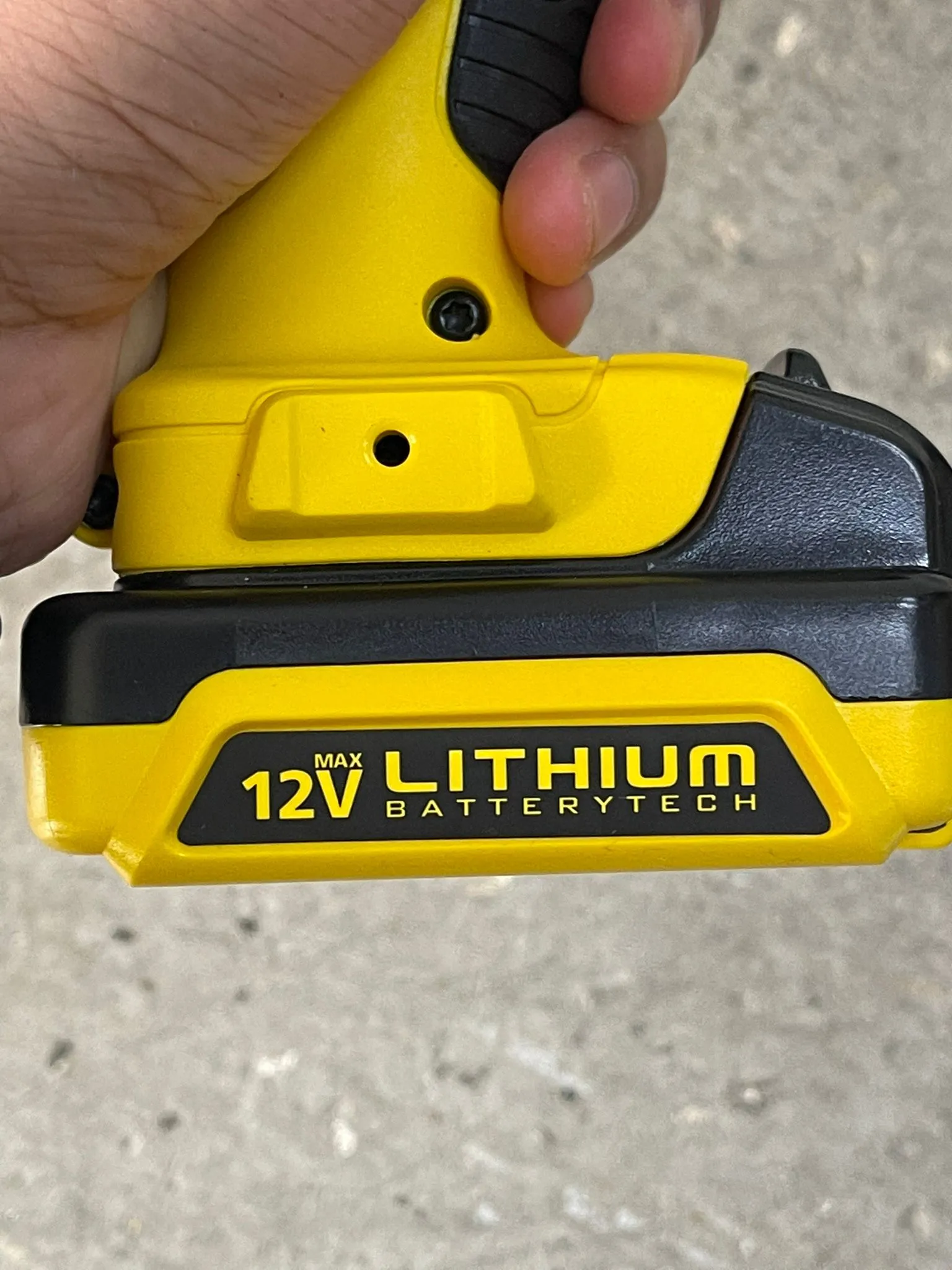 Stanley 12V Hammer Drill & Impact Drill Combo Kit  Come with 2 batteries . 1 Charger & 1 Flight Case | Model : SCHI121S2FK-B1