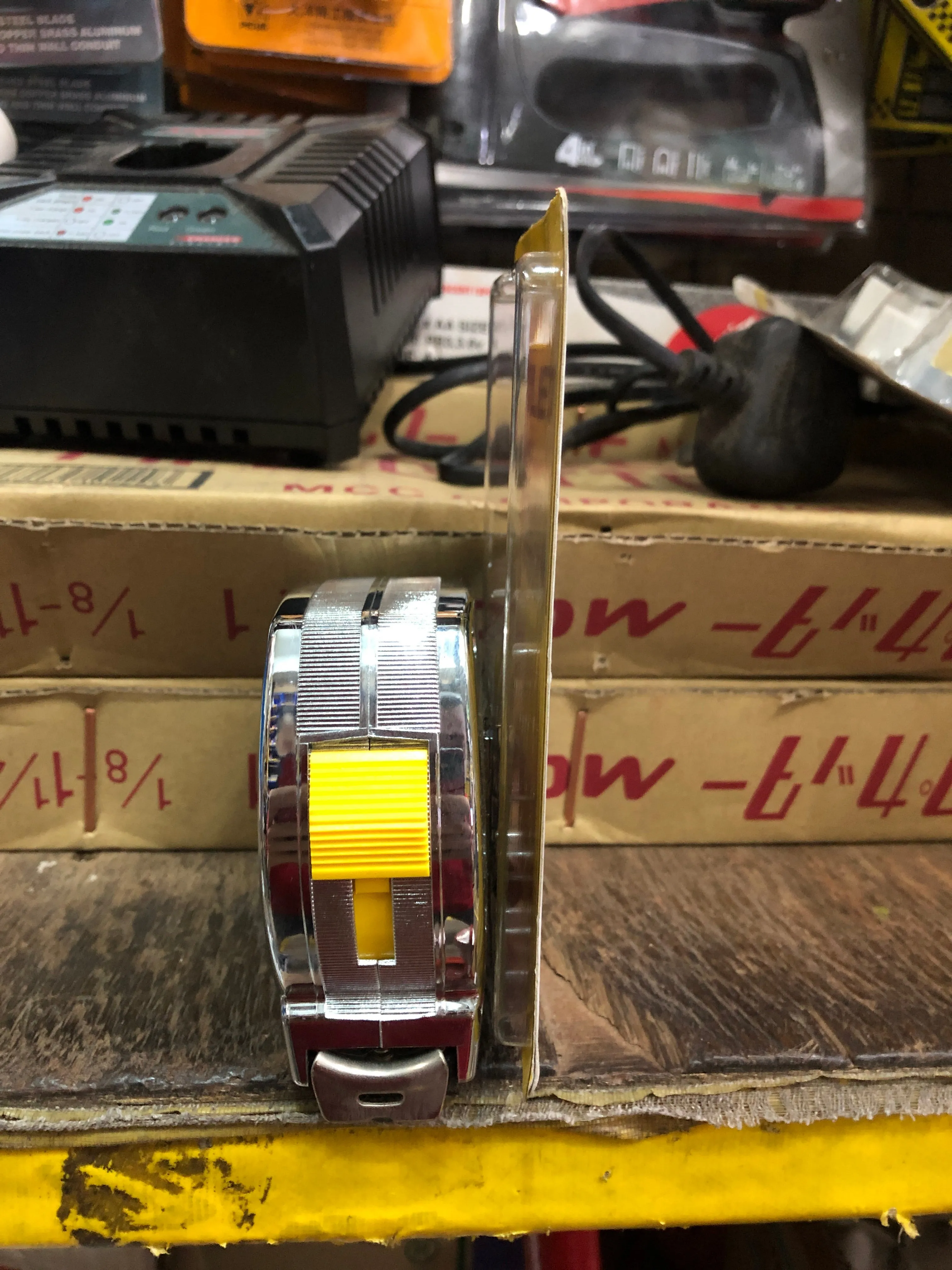 Stanley Powerlock Tape 8m (26ft) x 25mm | Model : STY33428 (STHT33428-8)