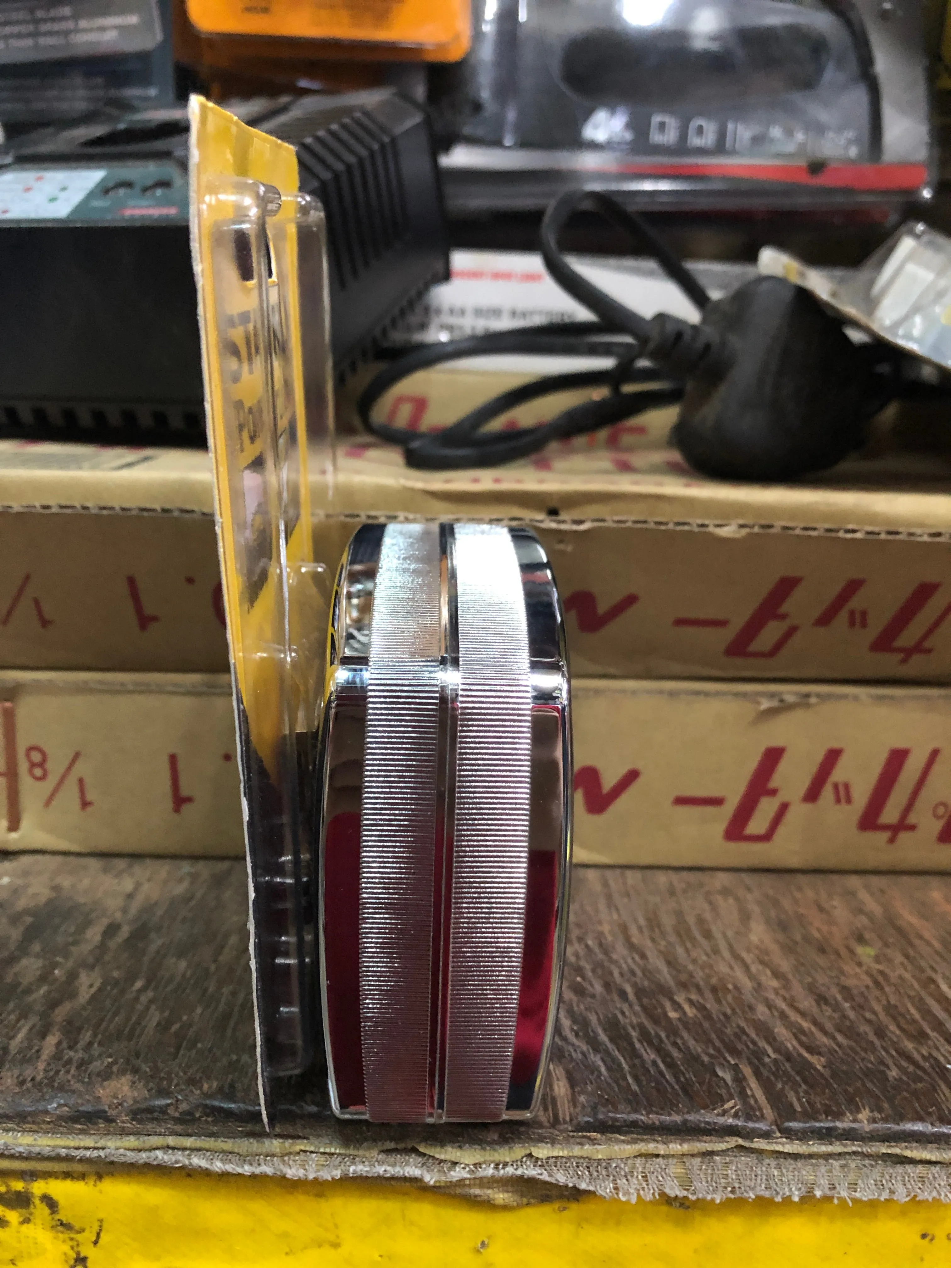 Stanley Powerlock Tape 8m (26ft) x 25mm | Model : STY33428 (STHT33428-8)