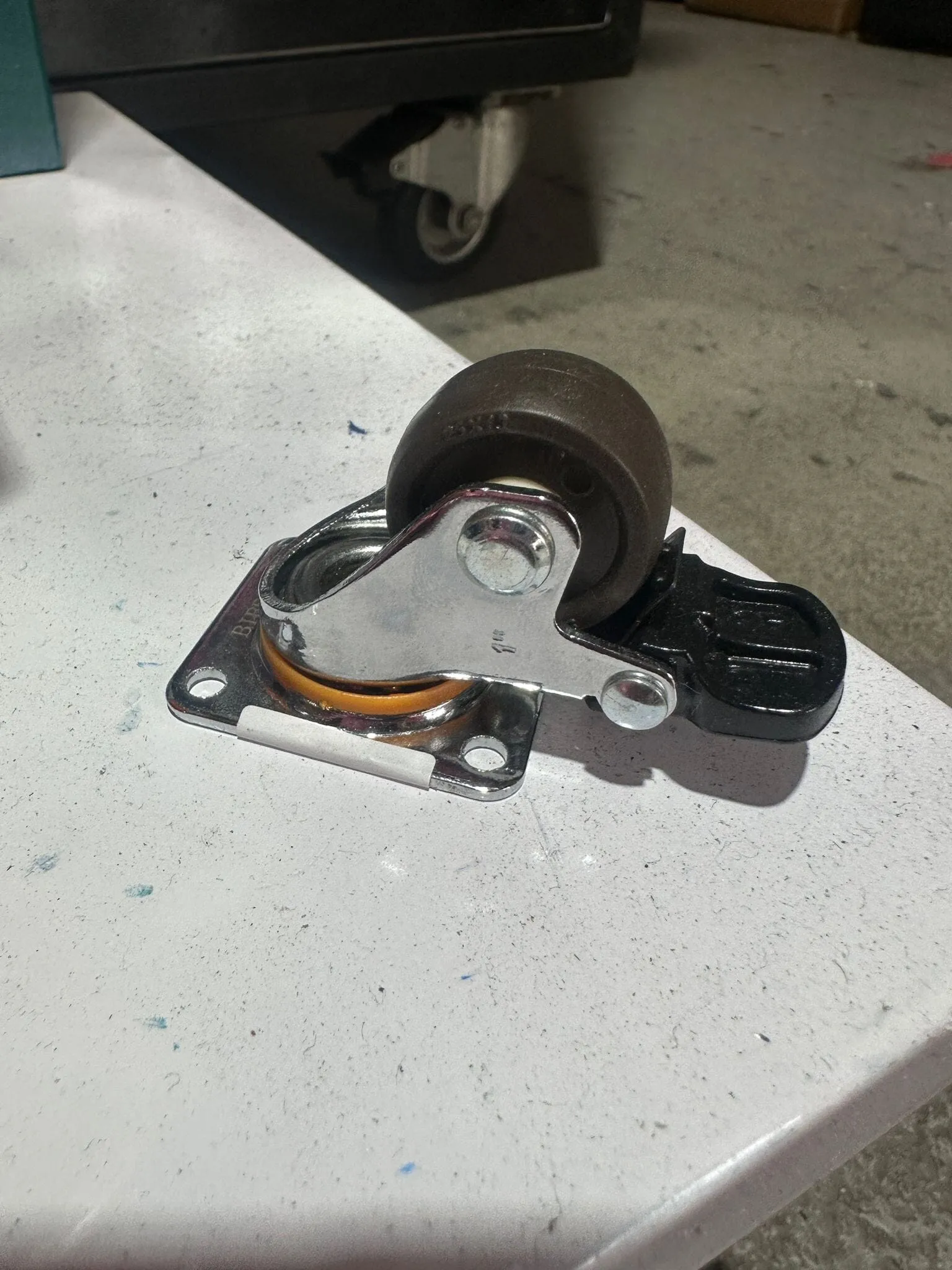 Supo Brown Wheel 1 - 8| Model : C- | Type : Swivel . Brake or Rigid