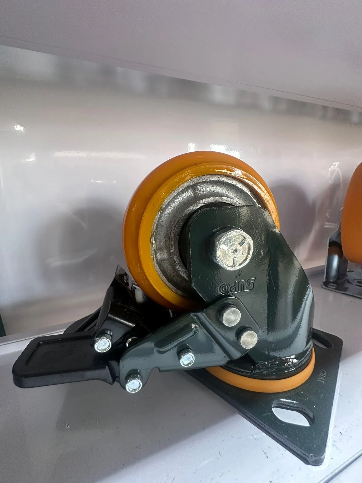 Supo Orange Wheel 2 - 8| Model : C- | Type : Swivel . Brake or Rigid