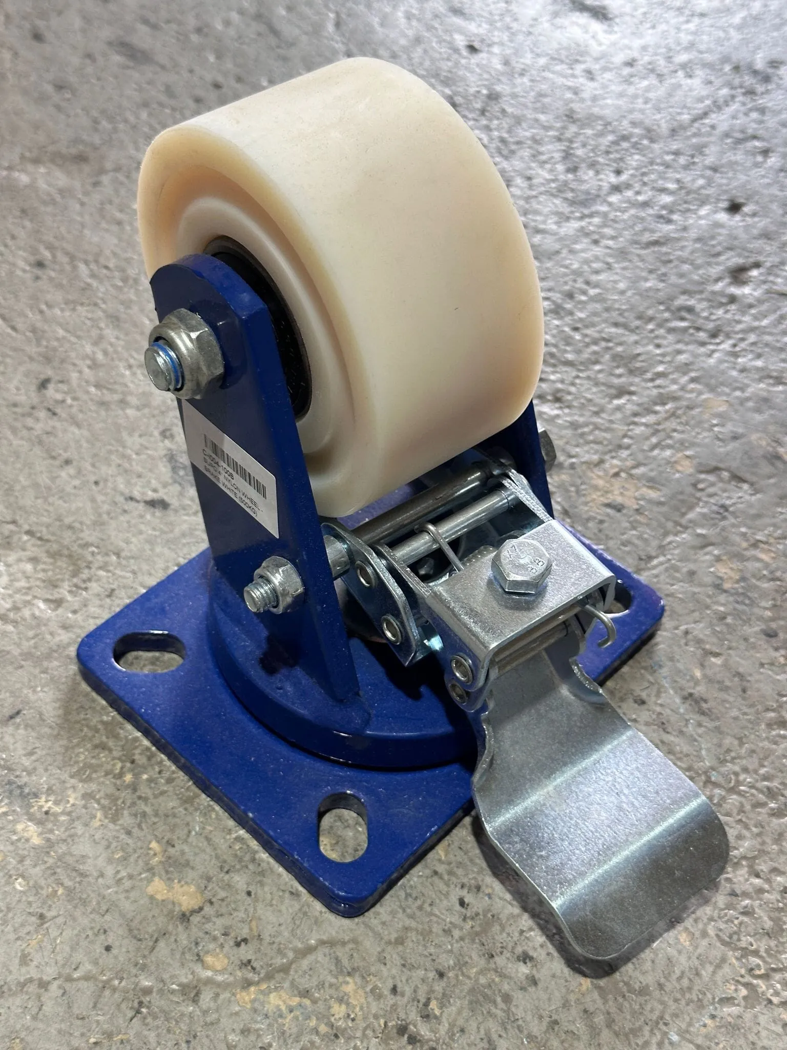 Supo White Wheel 1-1/2 - 5| Model : C- | Type : Swivel . Brake or Rigid