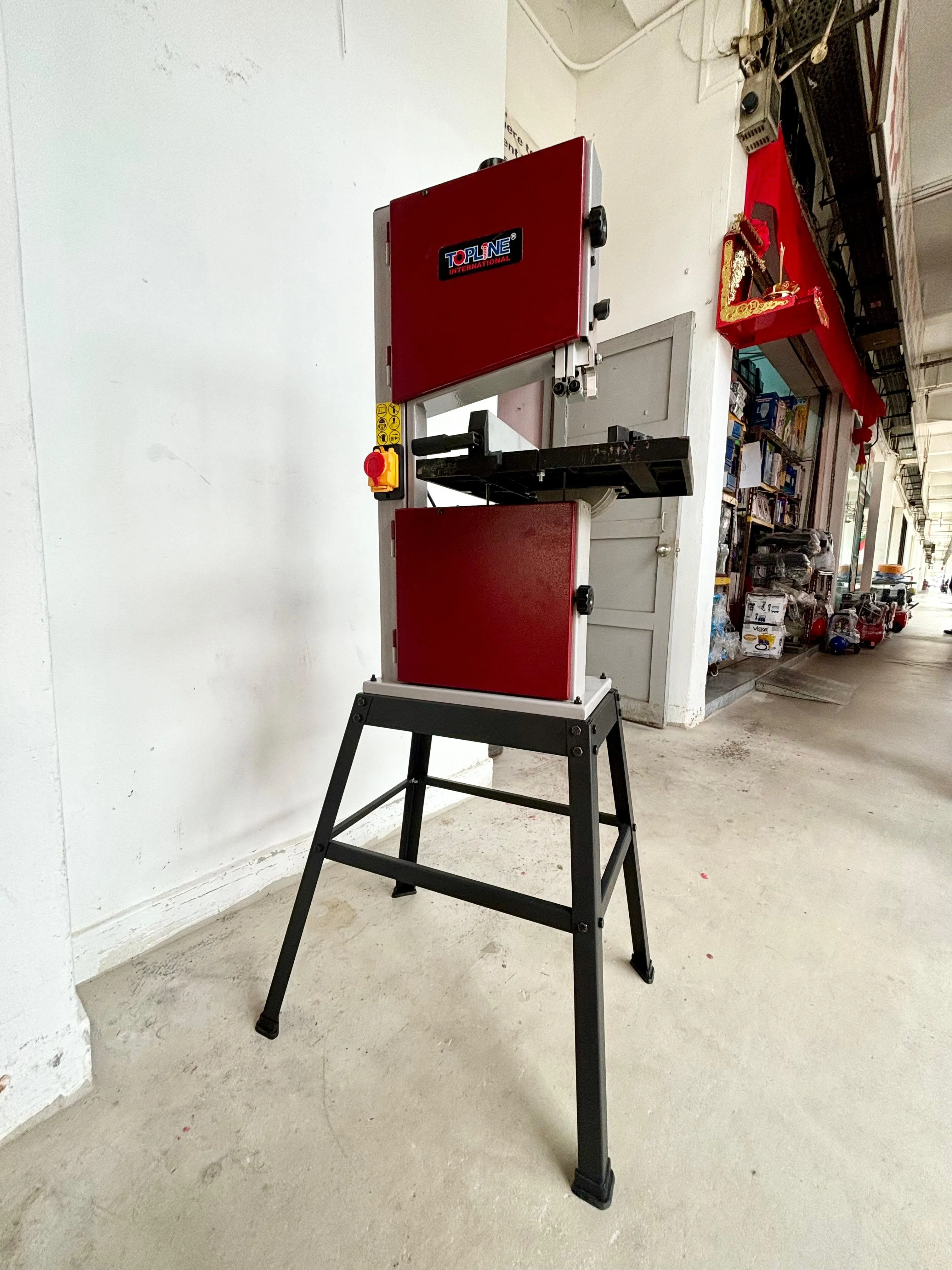 Topline 10 Vertical Band Saw Wood Cutting Machine C/W 4 Legs Stand 230V | Model : BSM-BS250