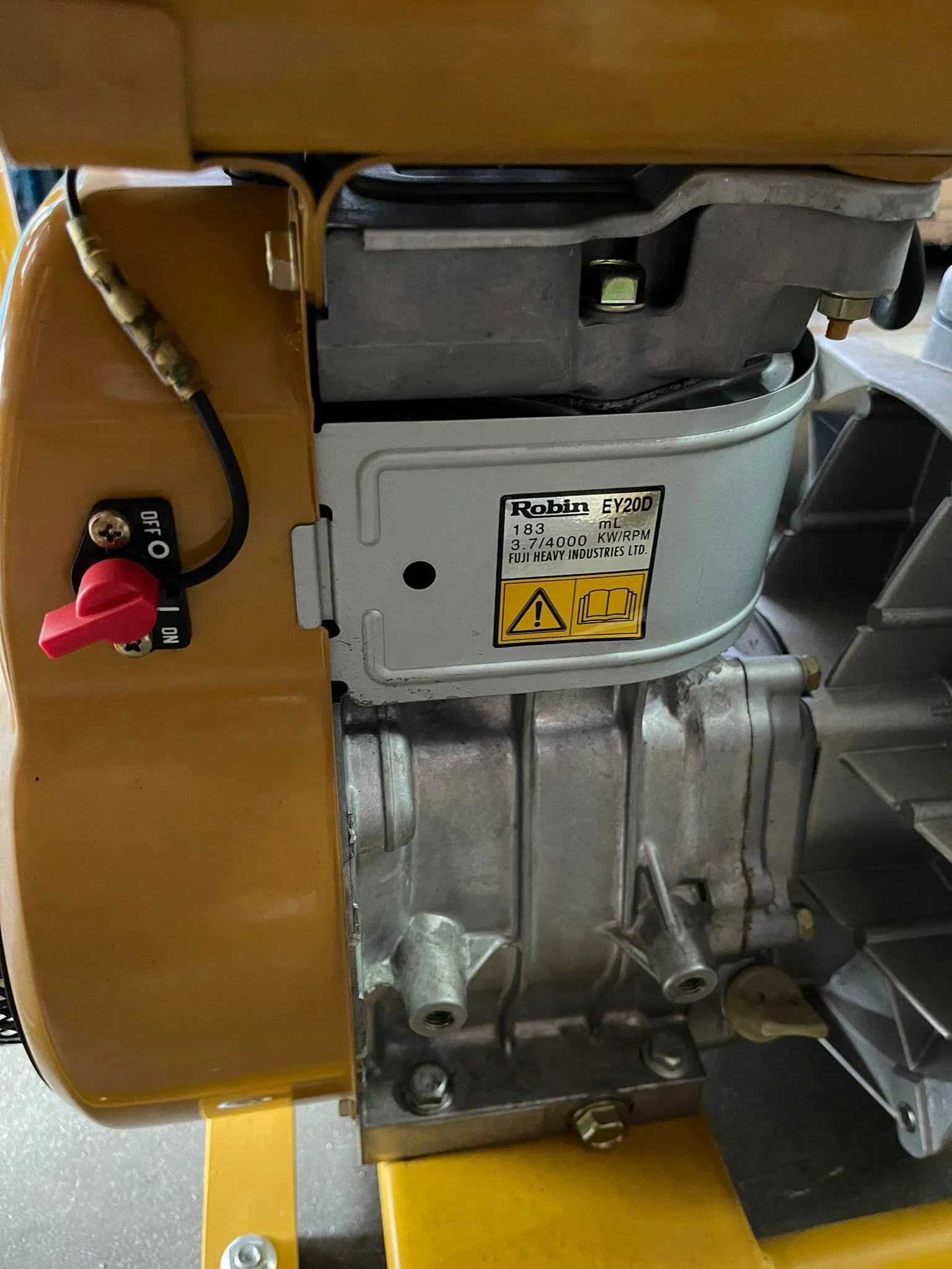 Tropic 3 gasoline 5hp Water Pump come with EY20D robin engine | Model : WP-TRP75YC