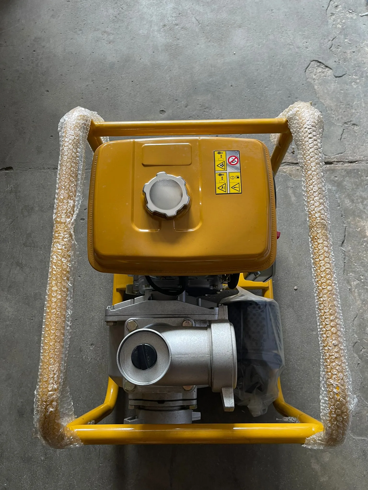 Tropic 3 gasoline 5hp Water Pump come with EY20D robin engine | Model : WP-TRP75YC