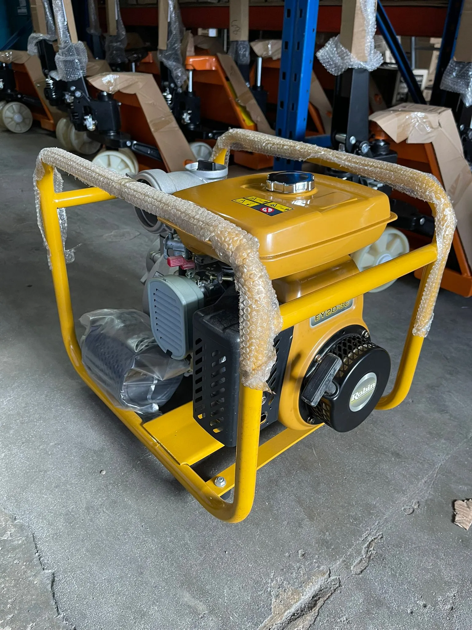 Tropic 3 gasoline 5hp Water Pump come with EY20D robin engine | Model : WP-TRP75YC